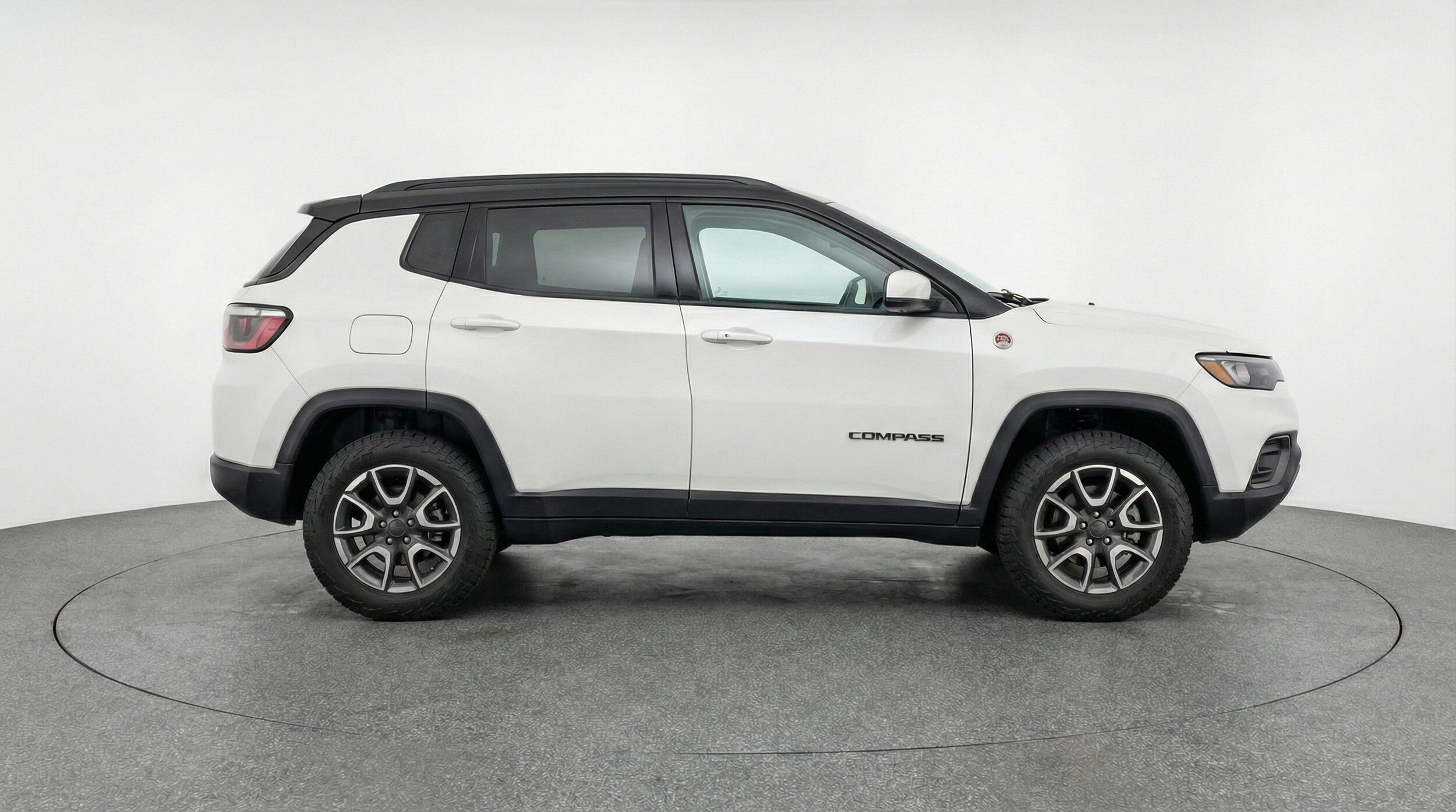 Thumbnail: 2025 Jeep Compass - 11