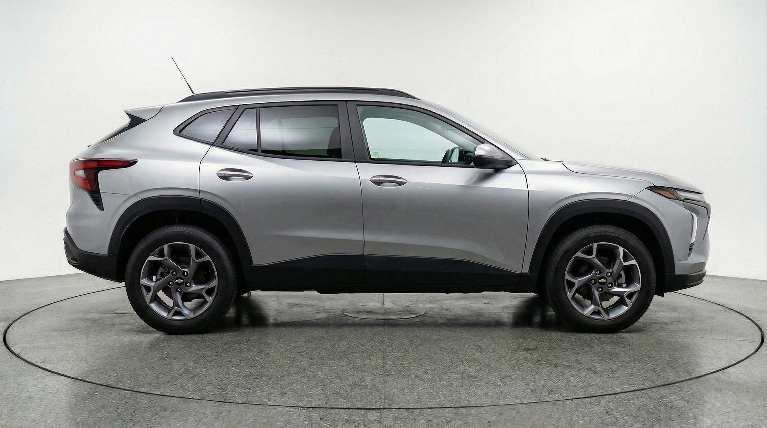 Thumbnail: 2025 Chevrolet Trax - 11