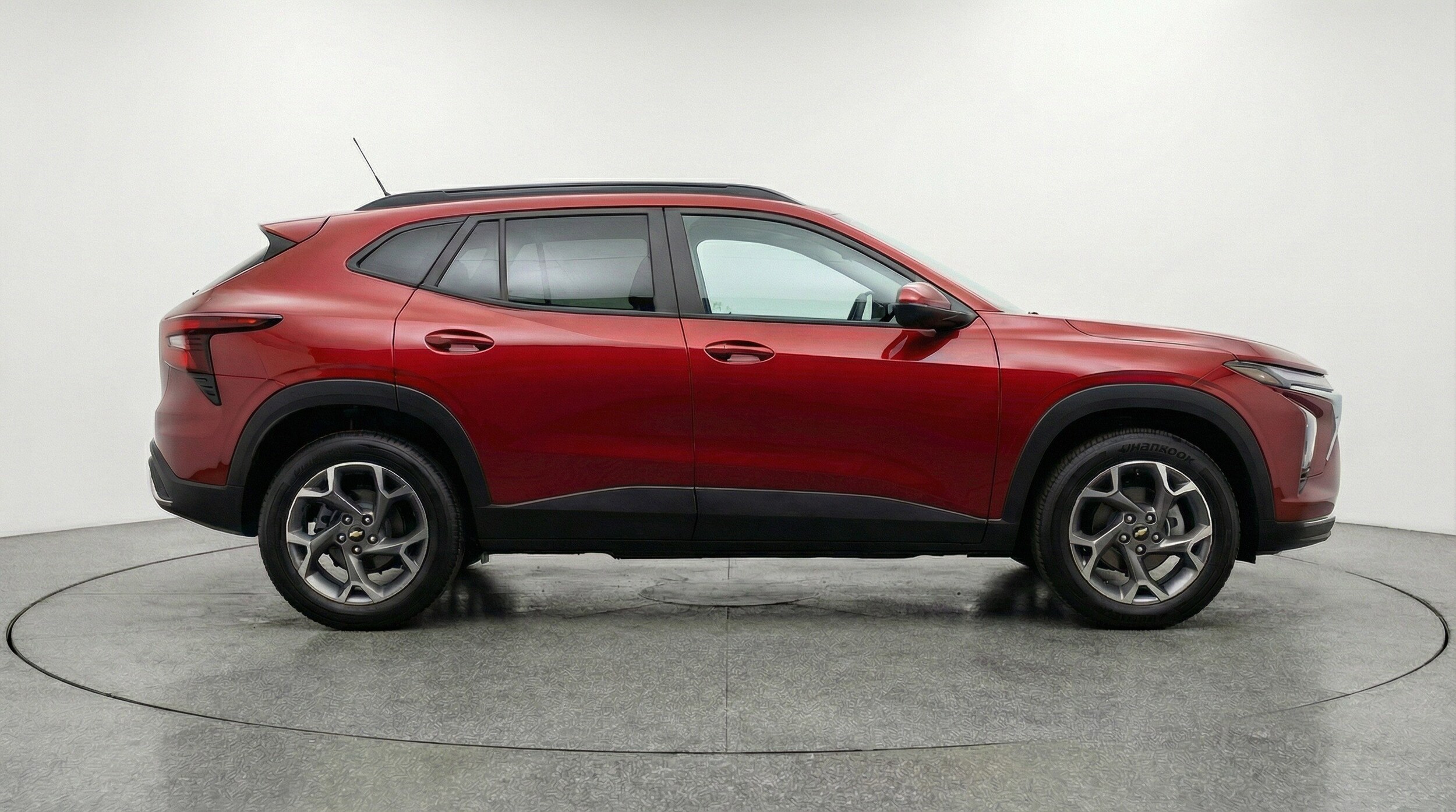 Thumbnail: 2025 Chevrolet Trax - 11