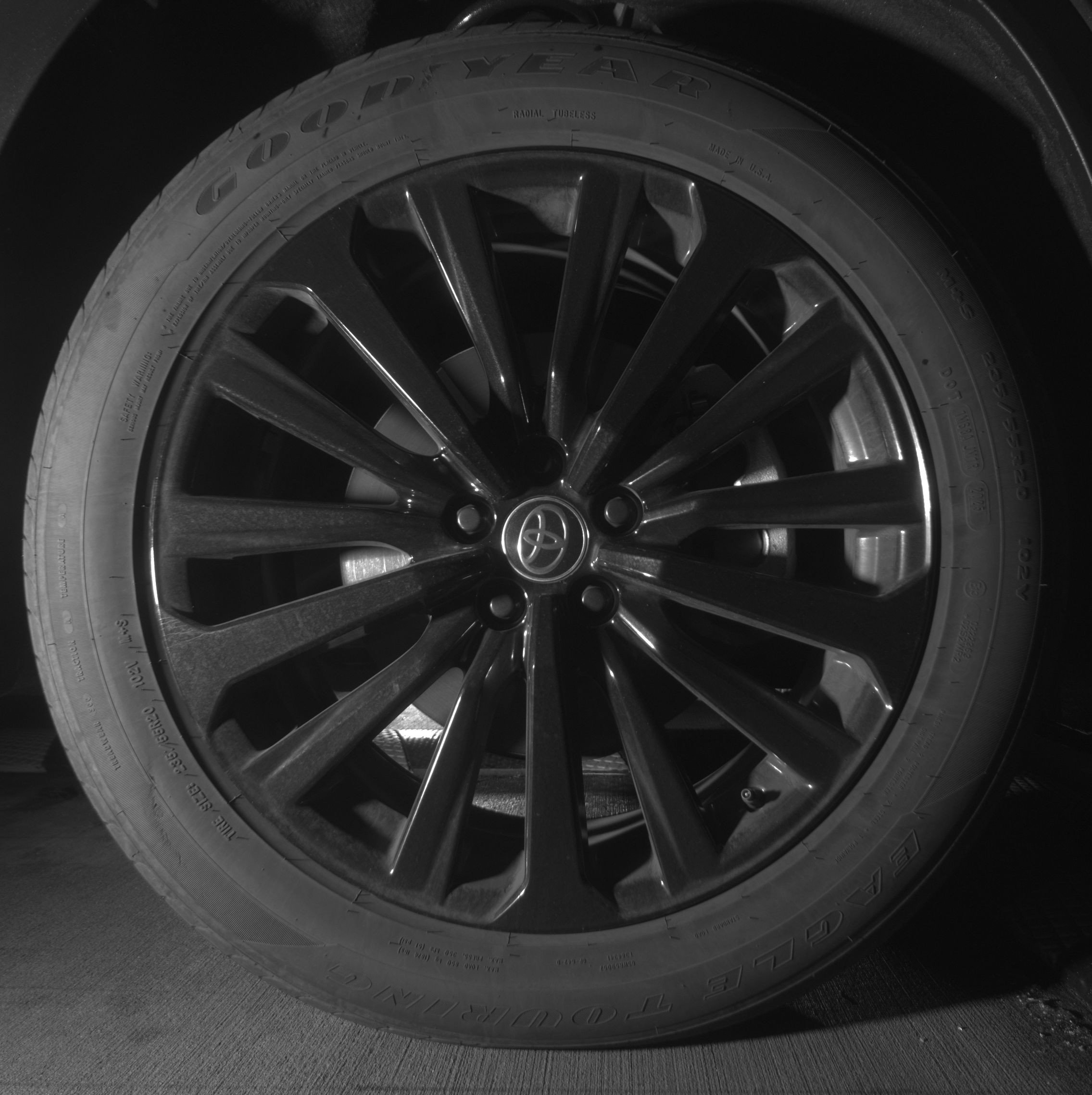 Thumbnail: 2025 Toyota Highlander - 13