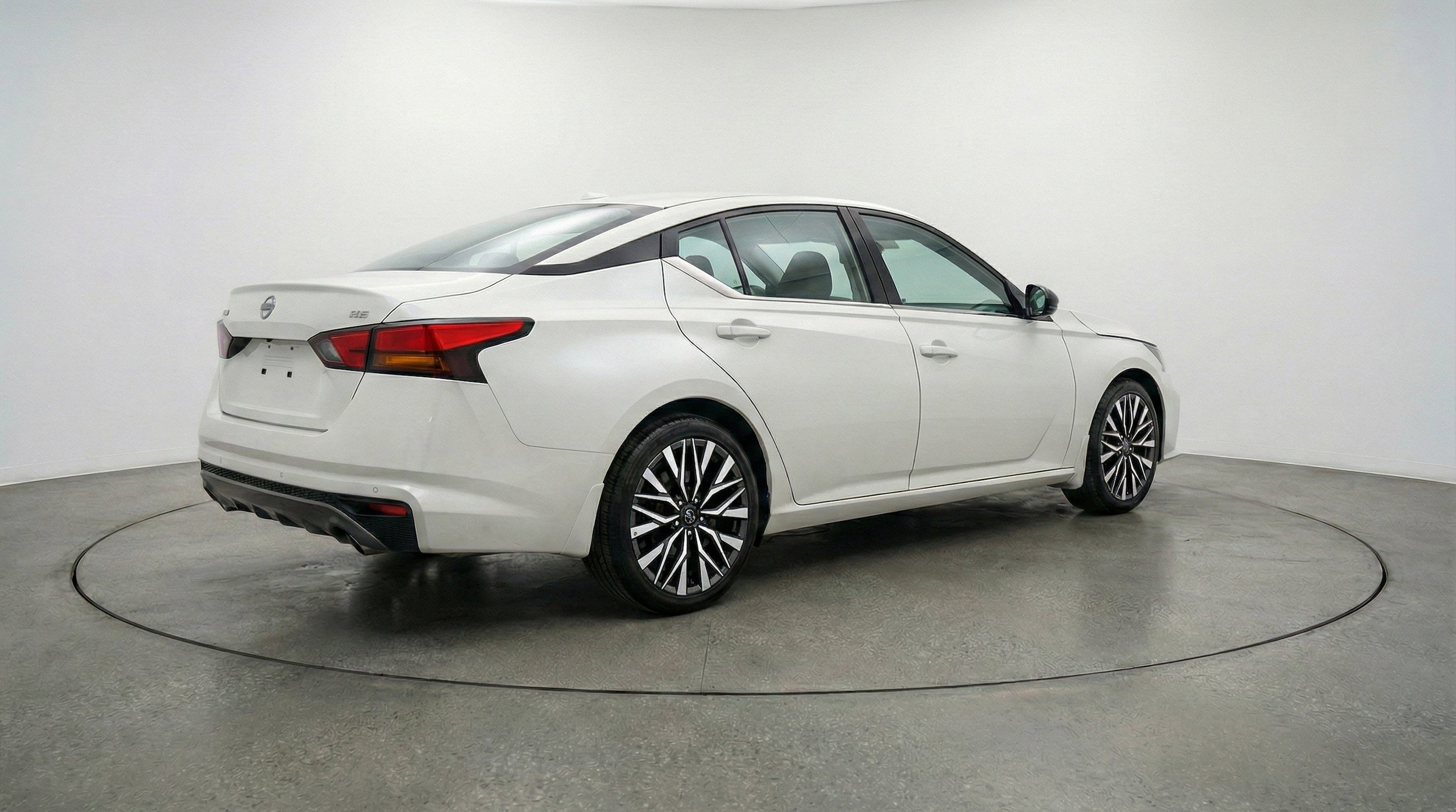 Thumbnail: 2025 Nissan Altima - 9