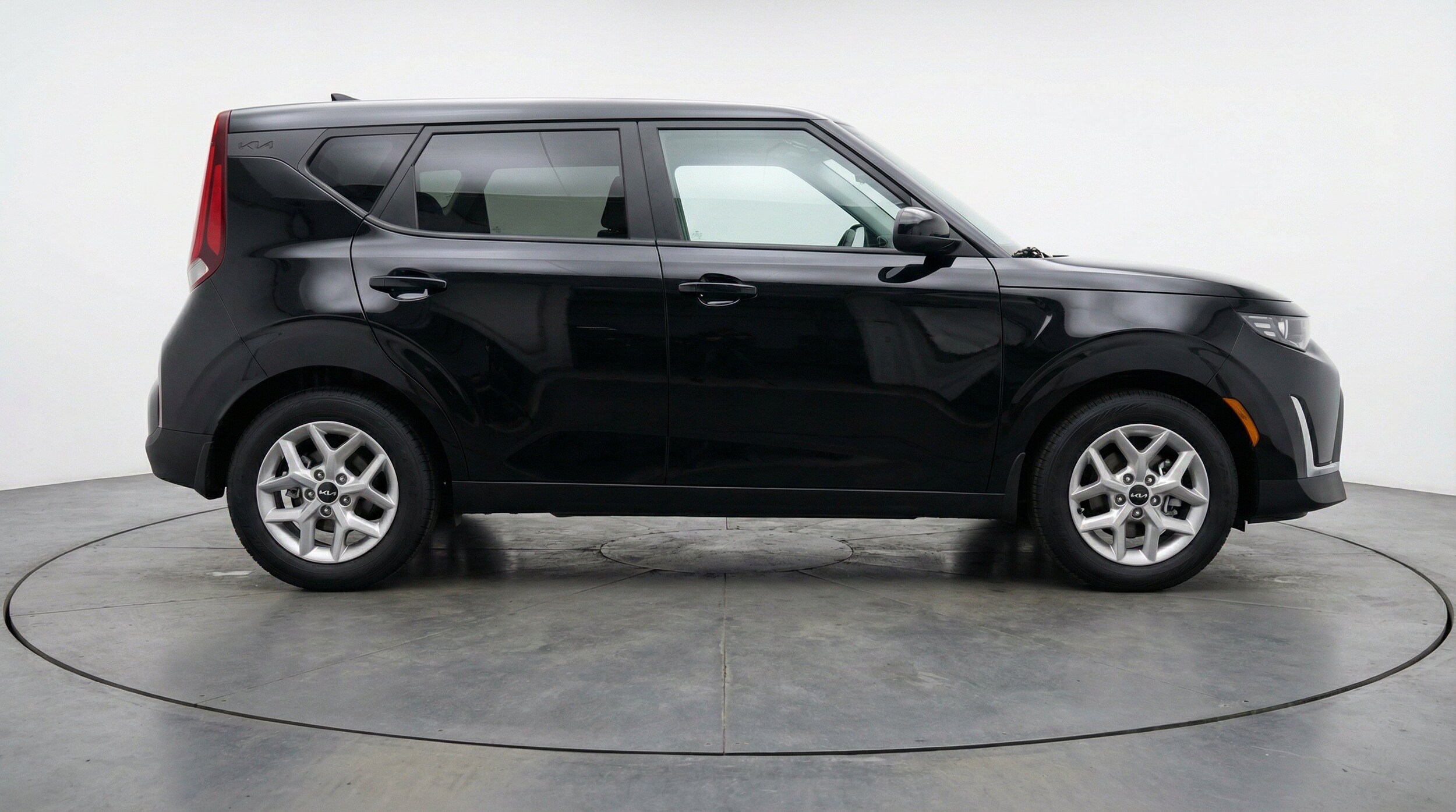 Thumbnail: 2025 Kia Soul - 10