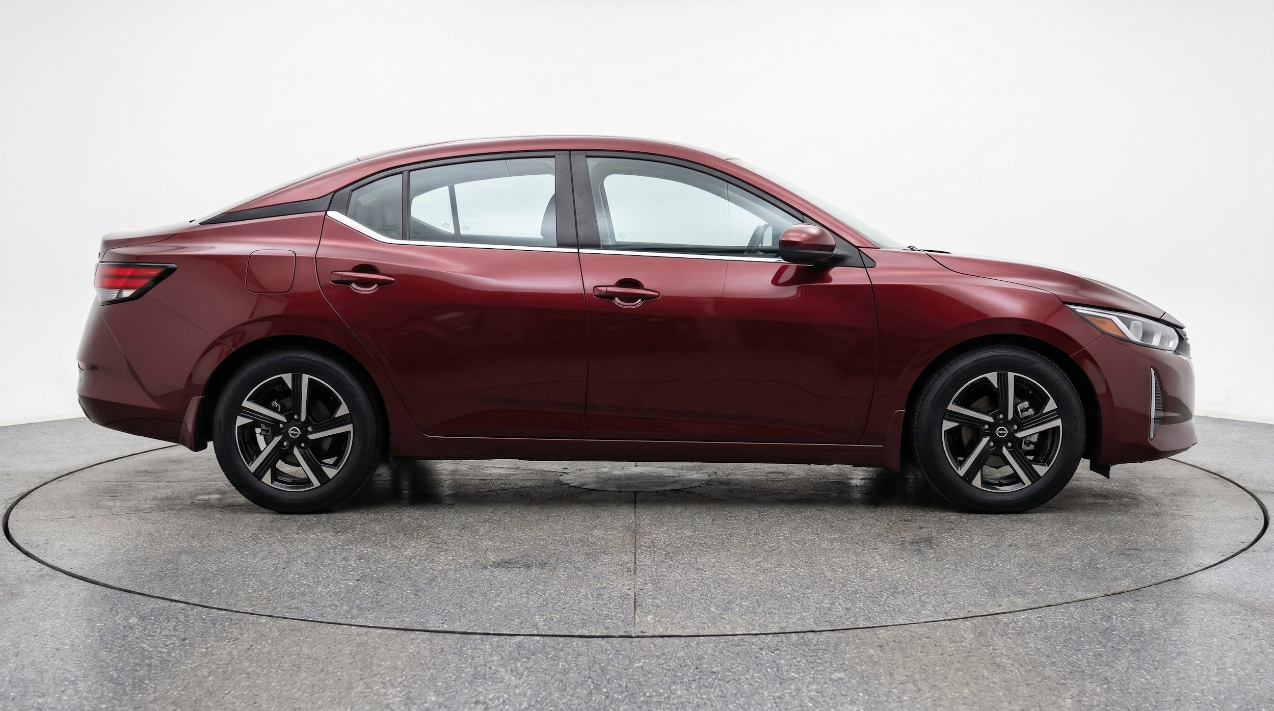 Thumbnail: 2025 Nissan Sentra - 11