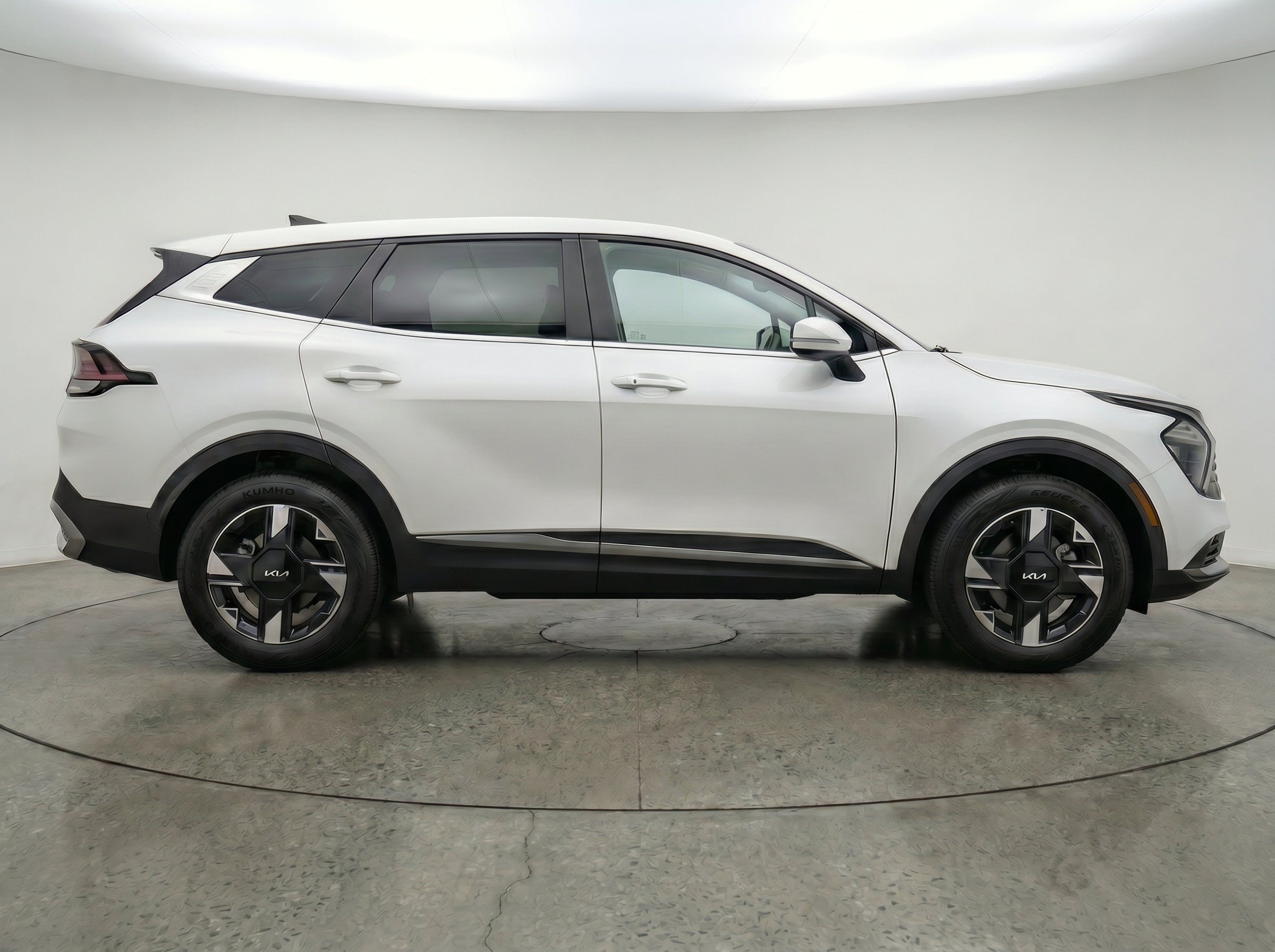 Thumbnail: 2026 Kia Sportage - 10