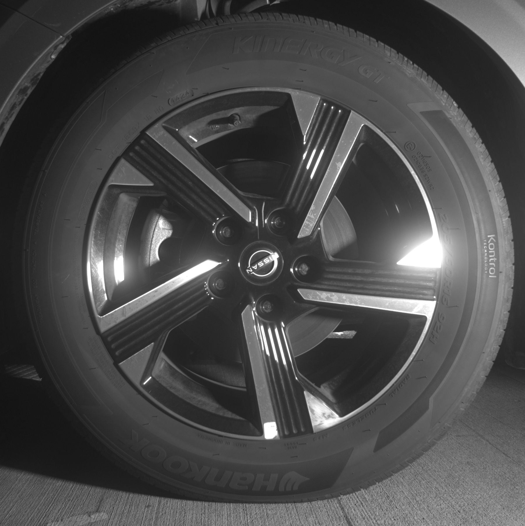 Thumbnail: 2025 Nissan Sentra - 9