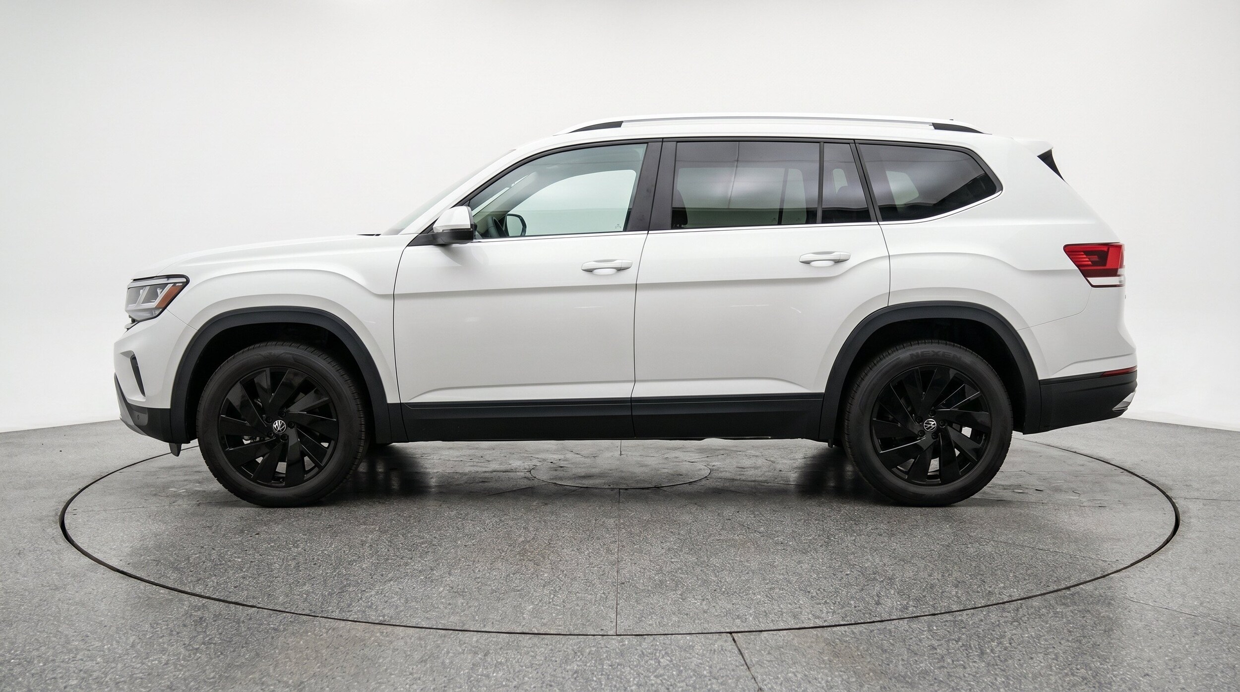 Thumbnail: 2026 Volkswagen Atlas - 5
