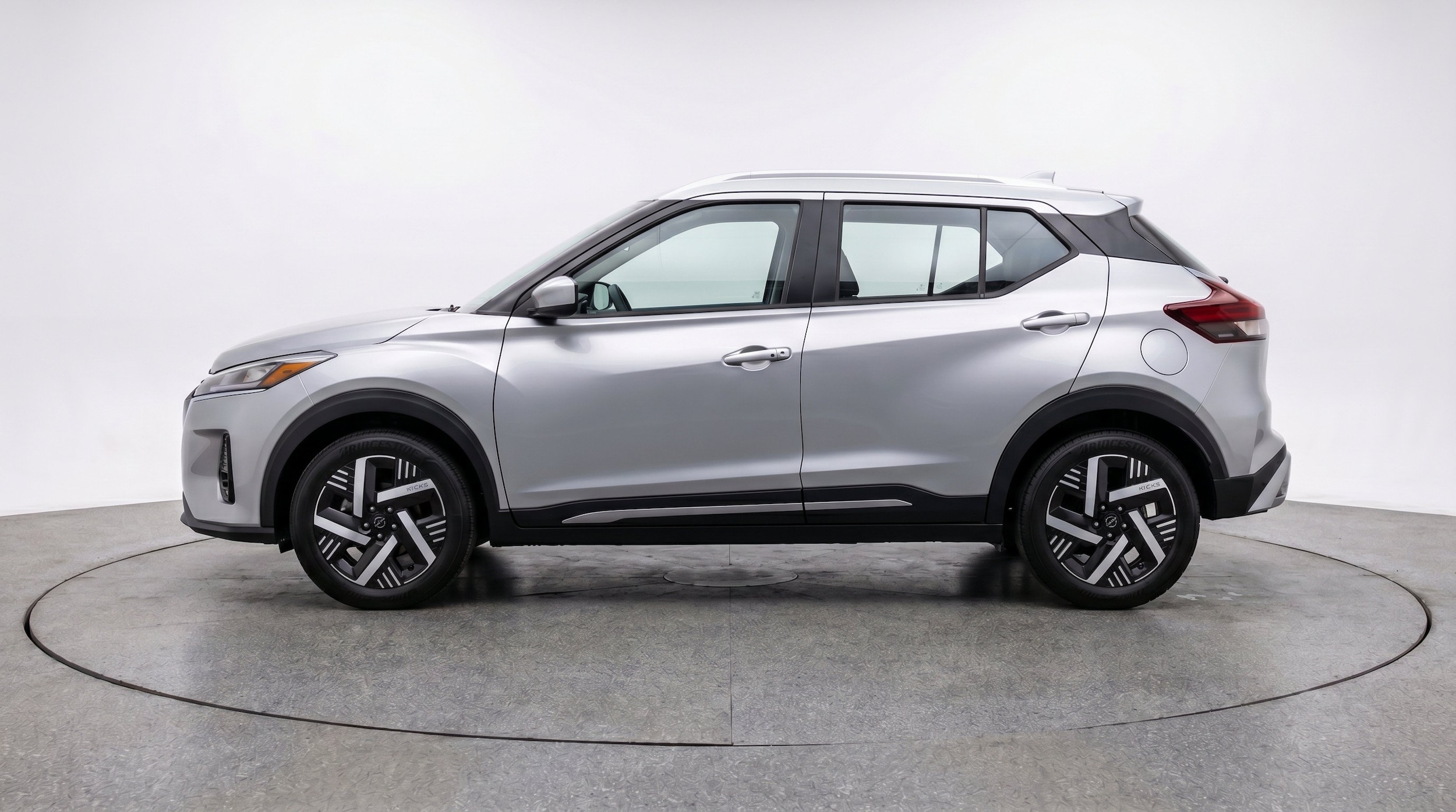 Thumbnail: 2026 Nissan Kicks - 5