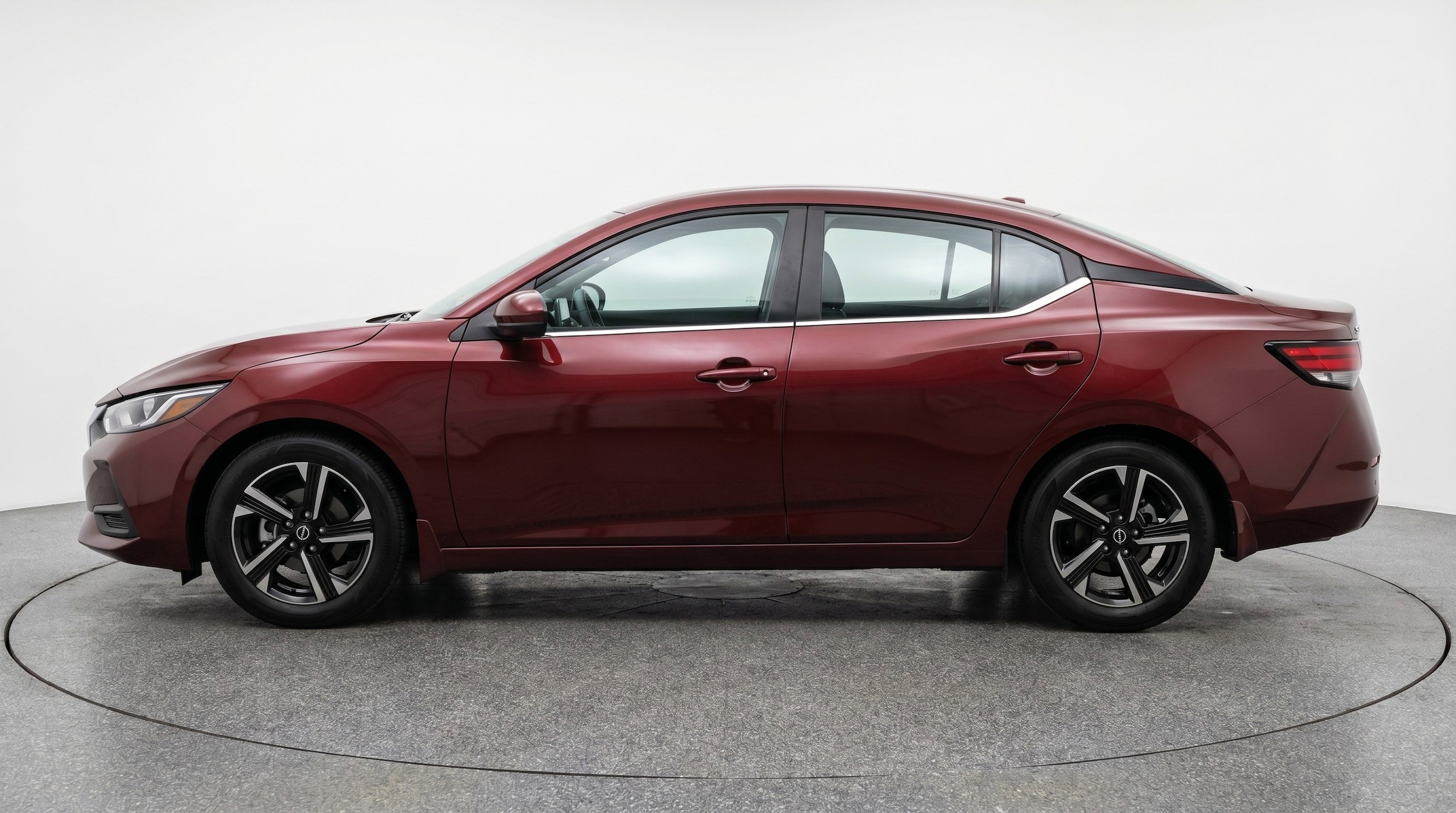 Thumbnail: 2025 Nissan Sentra - 5