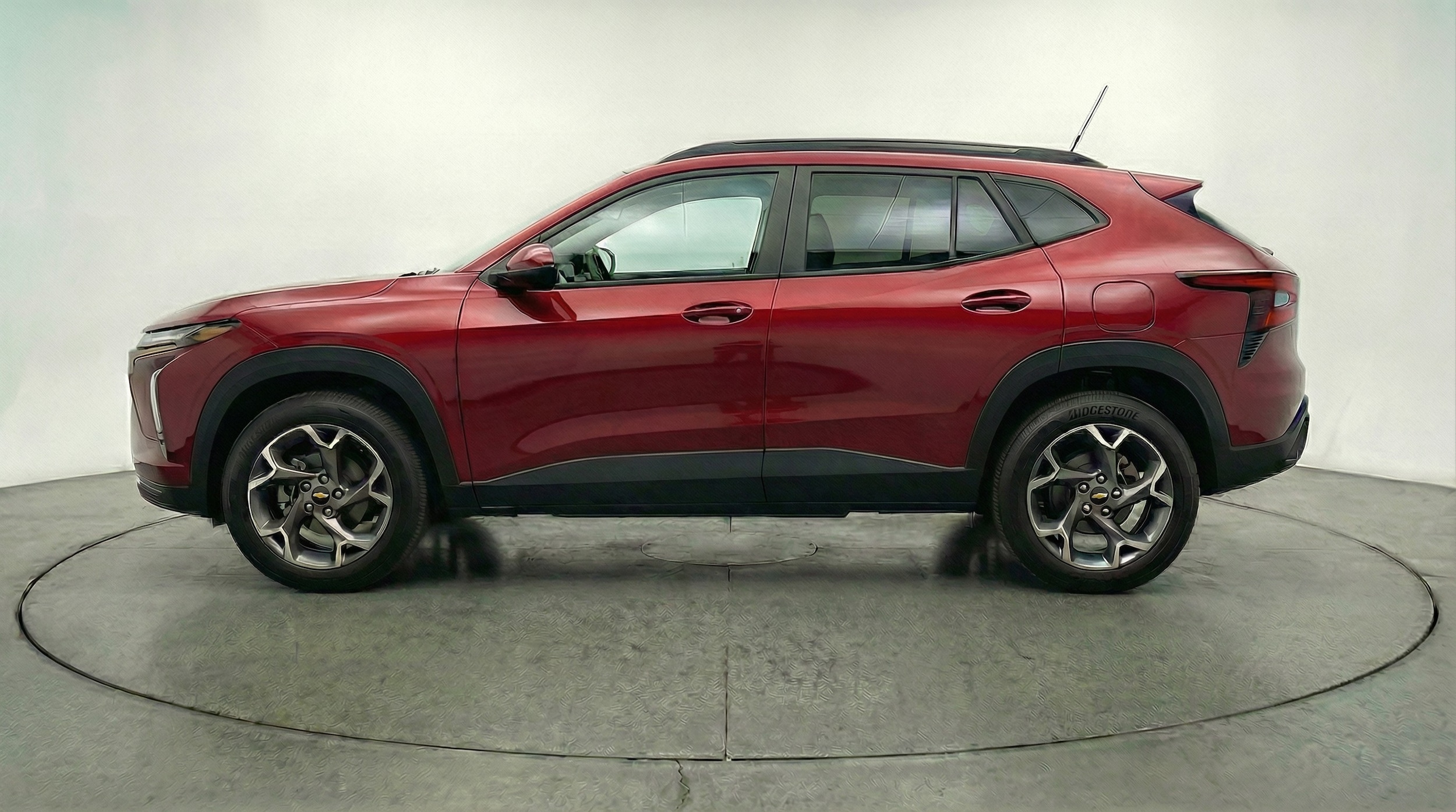 Thumbnail: 2025 Chevrolet Trax - 4