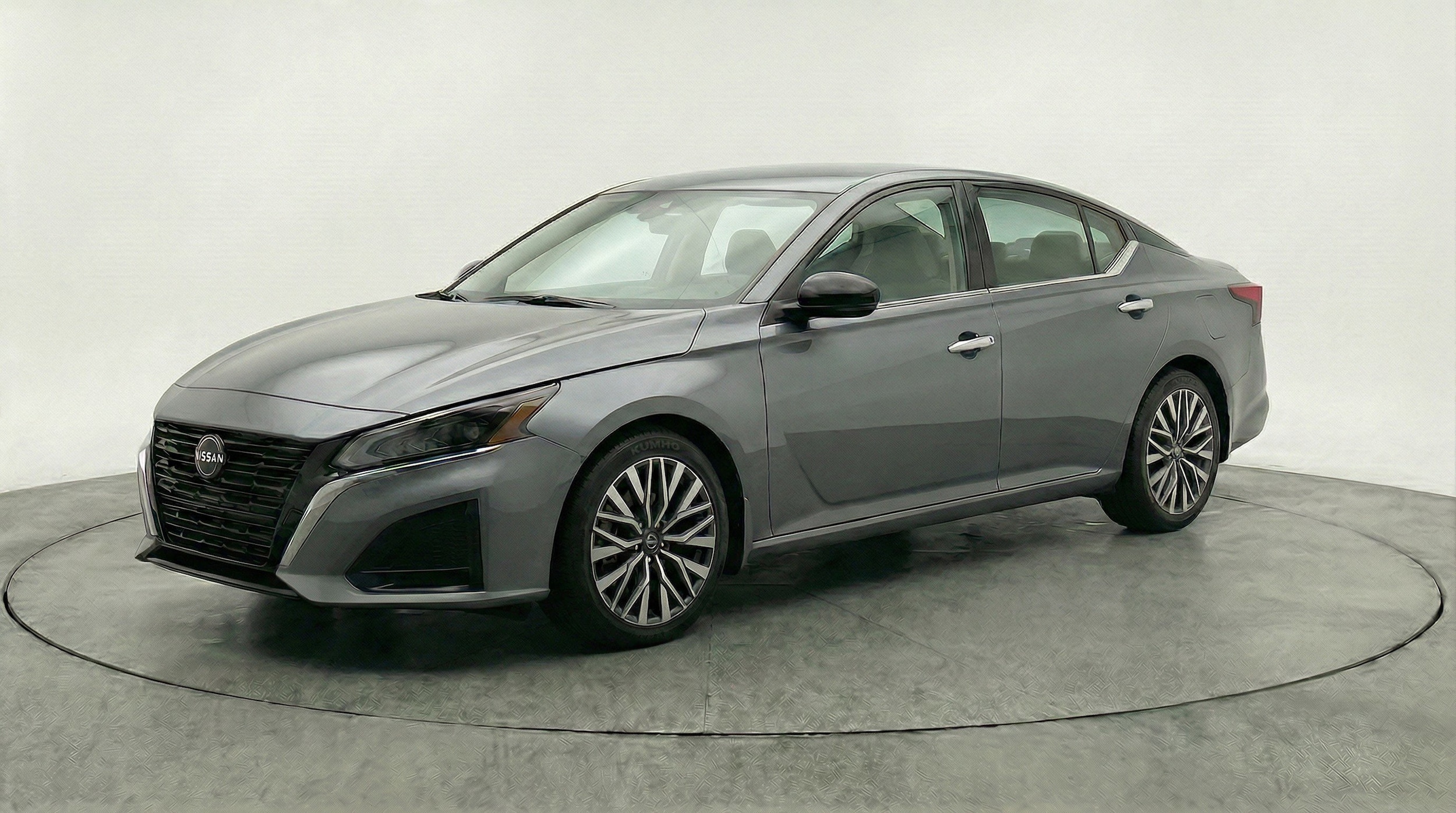 Thumbnail: 2025 Nissan Altima - 3