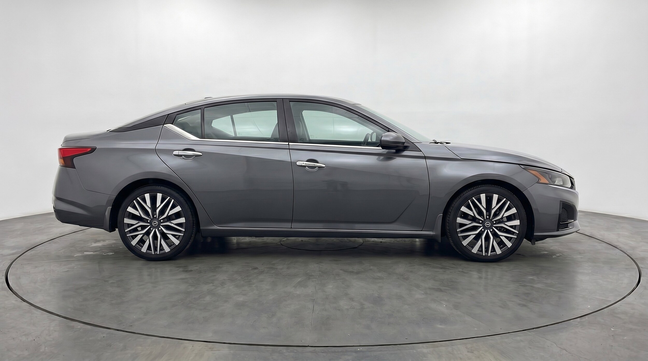 Thumbnail: 2025 Nissan Altima - 11