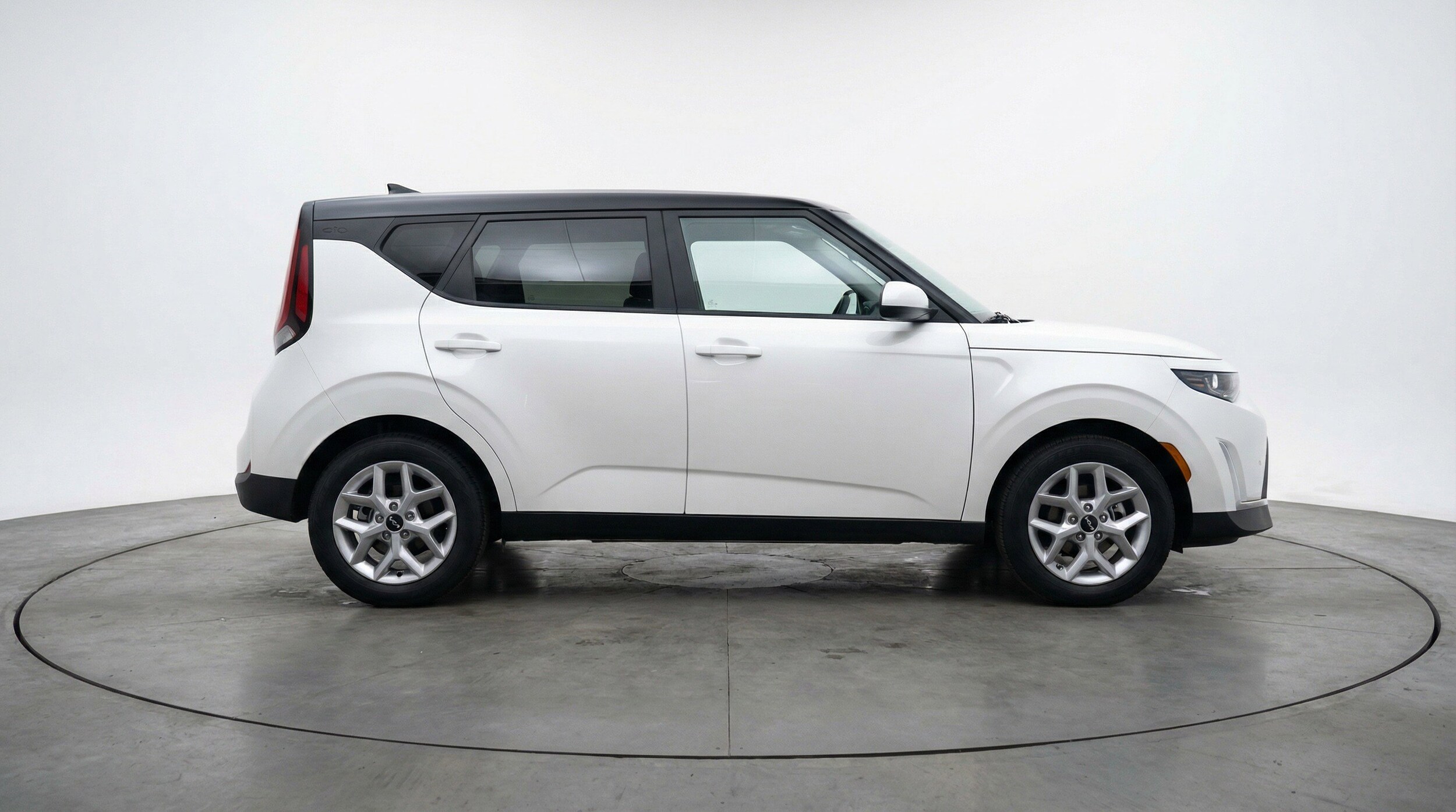 Thumbnail: 2025 Kia Soul - 9