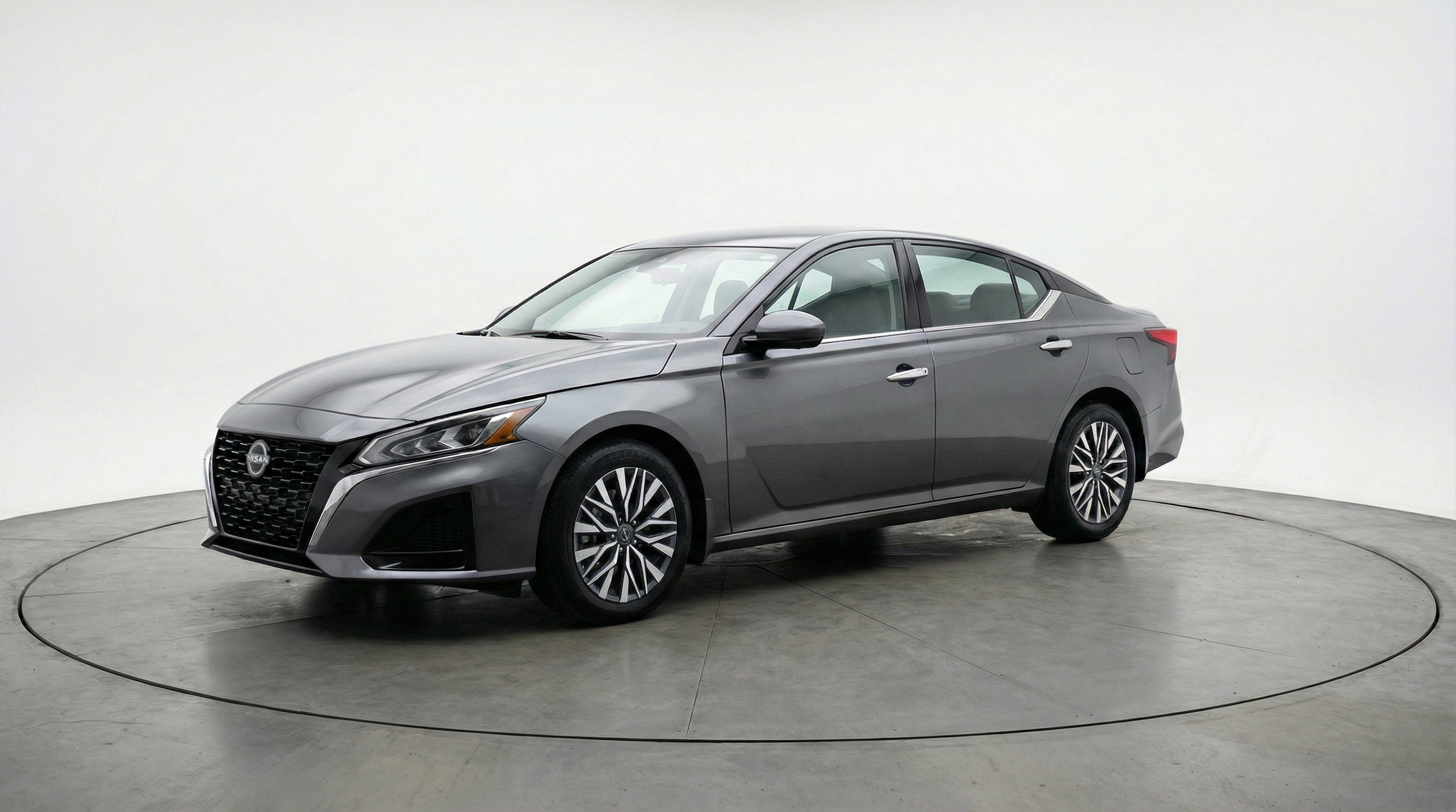 Thumbnail: 2025 Nissan Altima - 3