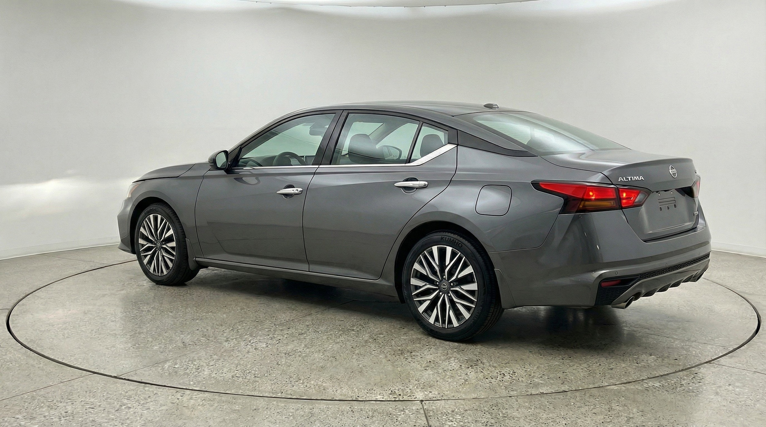Thumbnail: 2025 Nissan Altima - 6