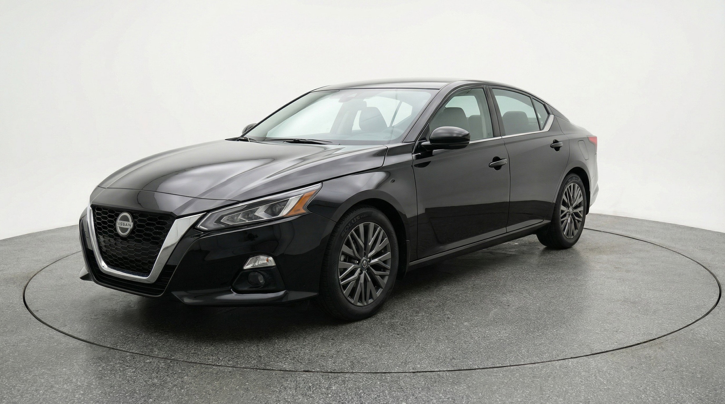 Thumbnail: 2025 Nissan Altima - 3