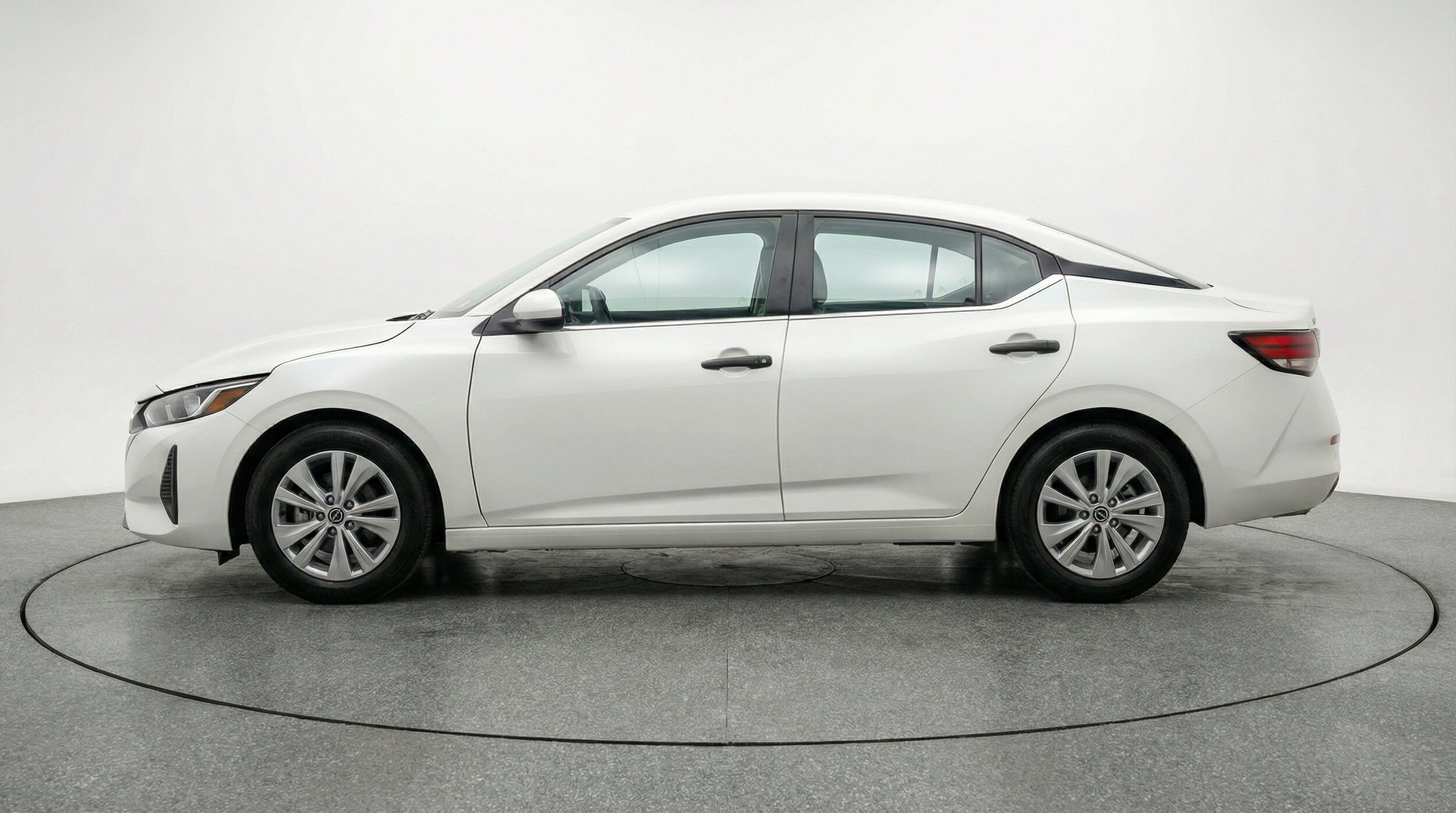 Thumbnail: 2025 Nissan Sentra - 5