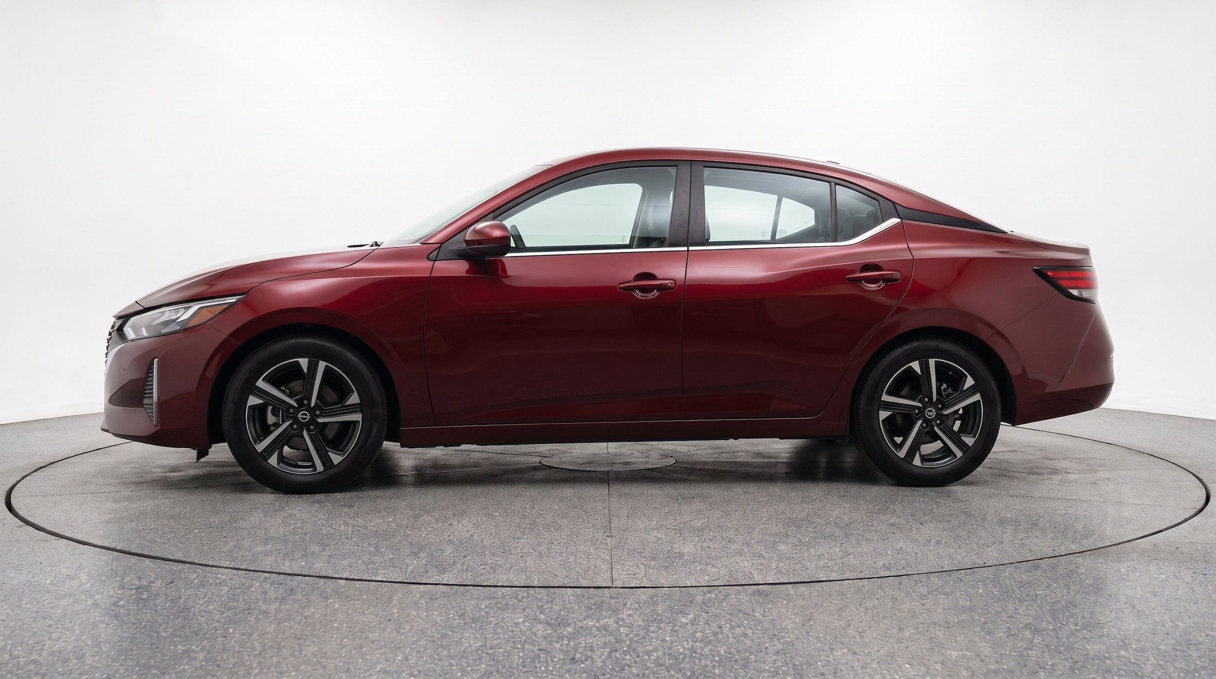 Thumbnail: 2025 Nissan Sentra - 5