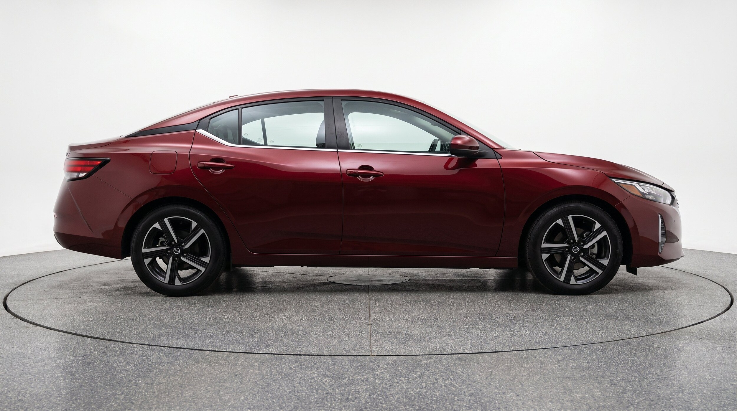 Thumbnail: 2025 Nissan Sentra - 10