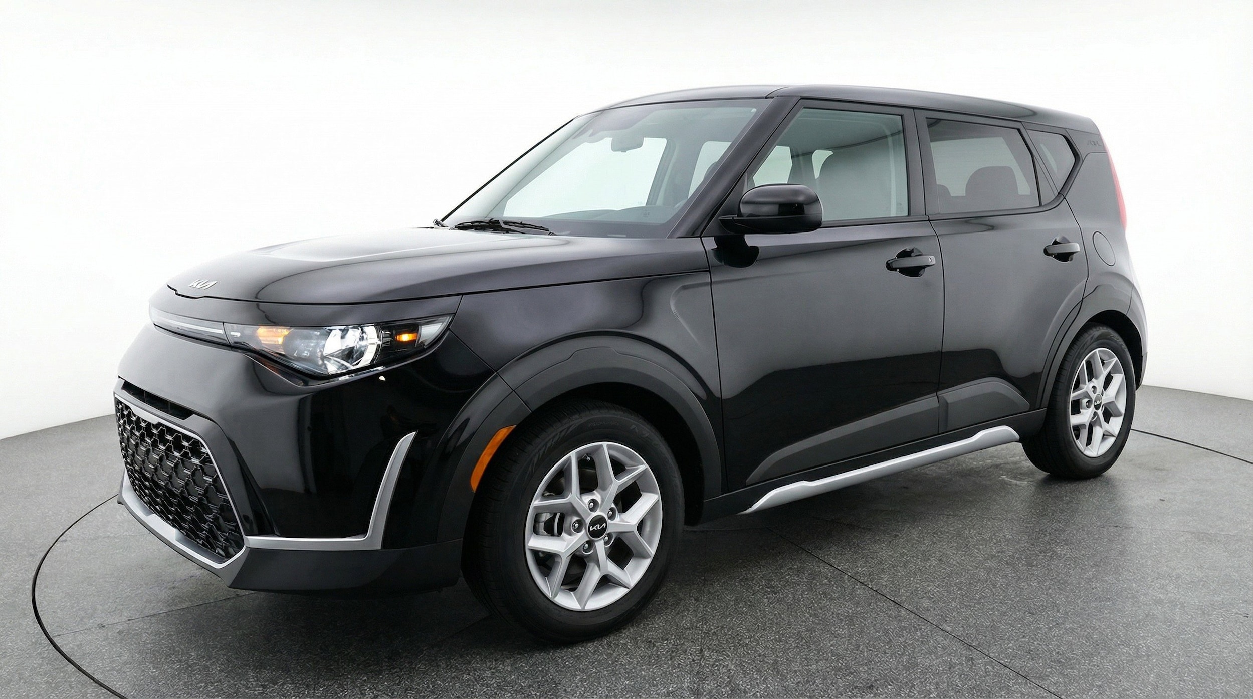 Thumbnail: 2025 Kia Soul - 3