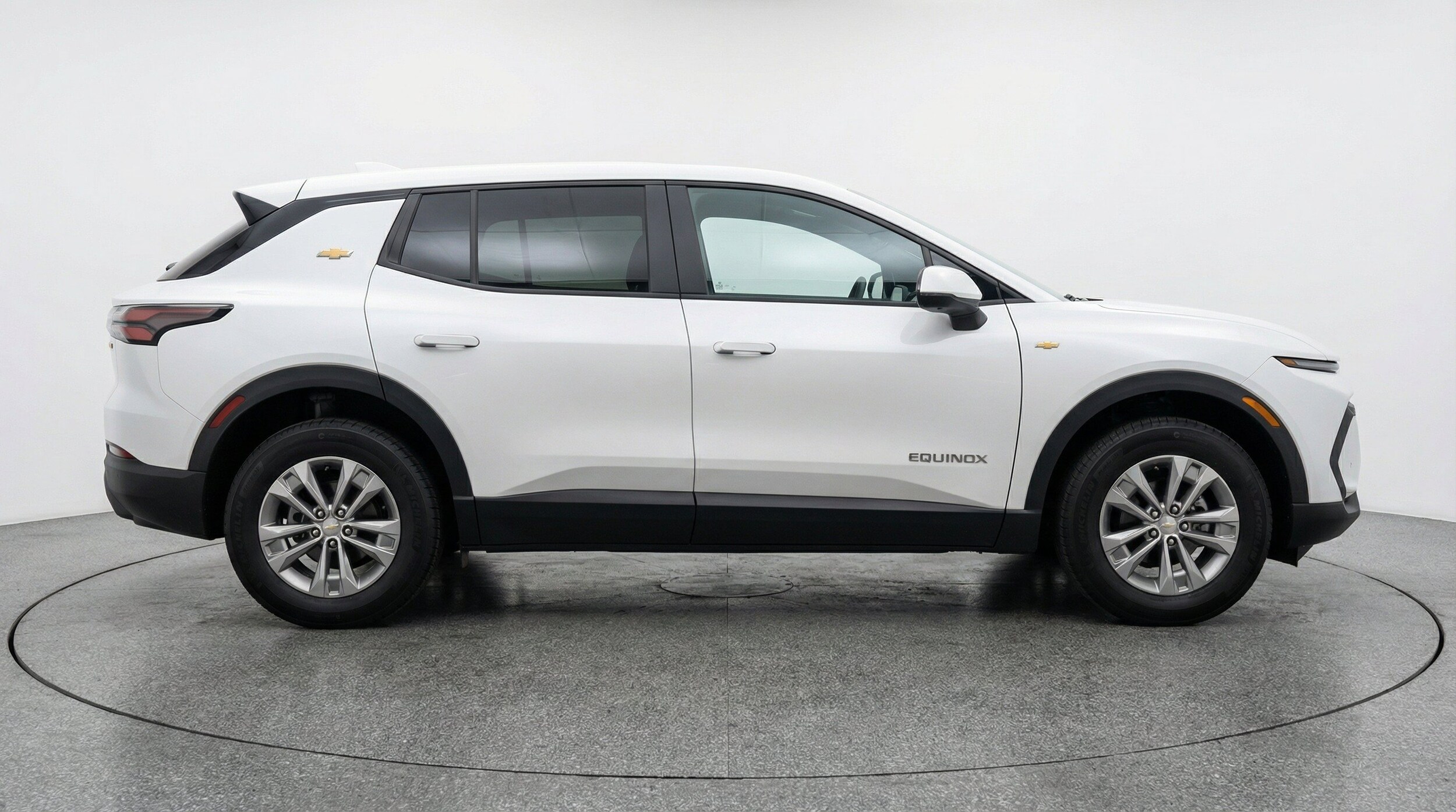 Thumbnail: 2025 Chevrolet Equinox - 11