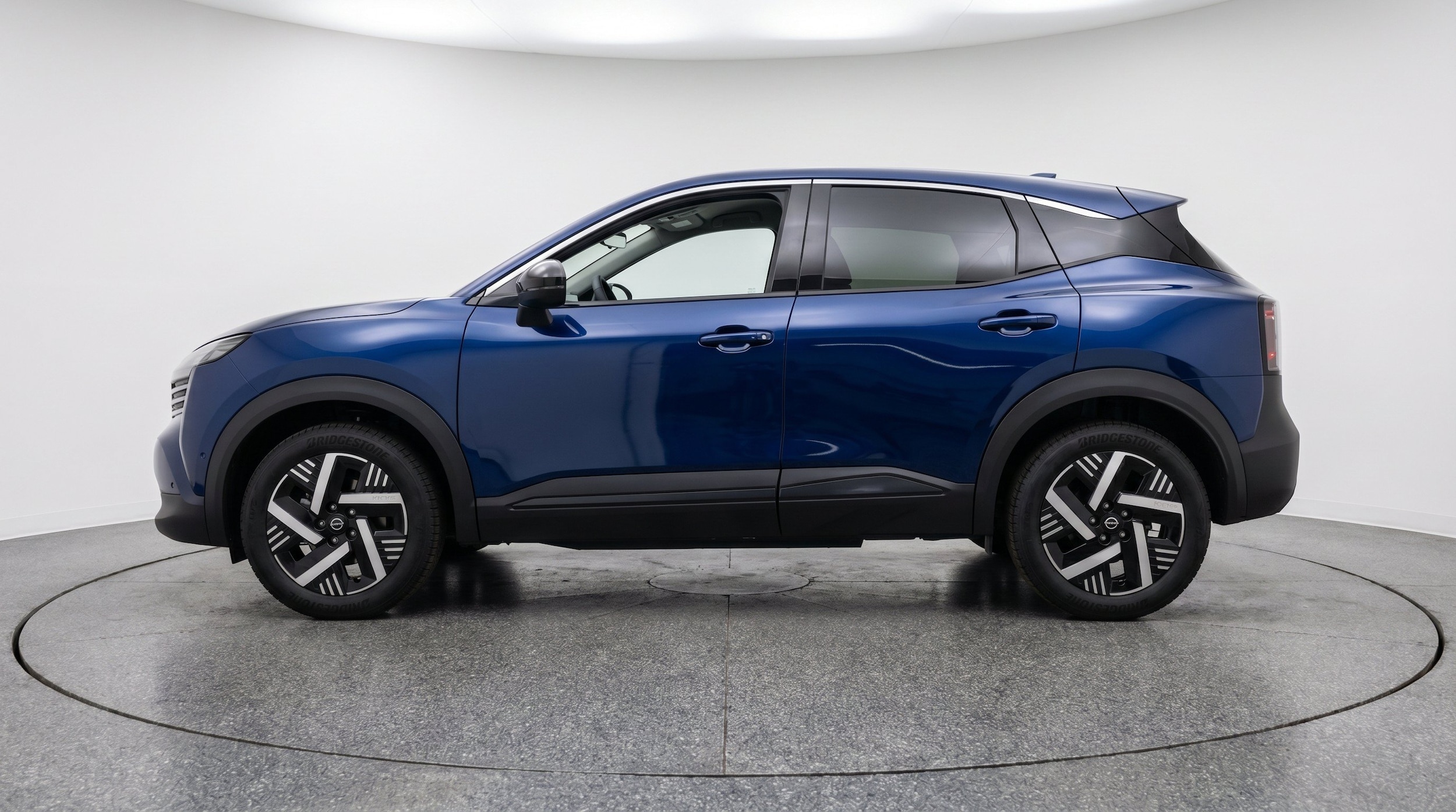 Thumbnail: 2026 Nissan Kicks - 5