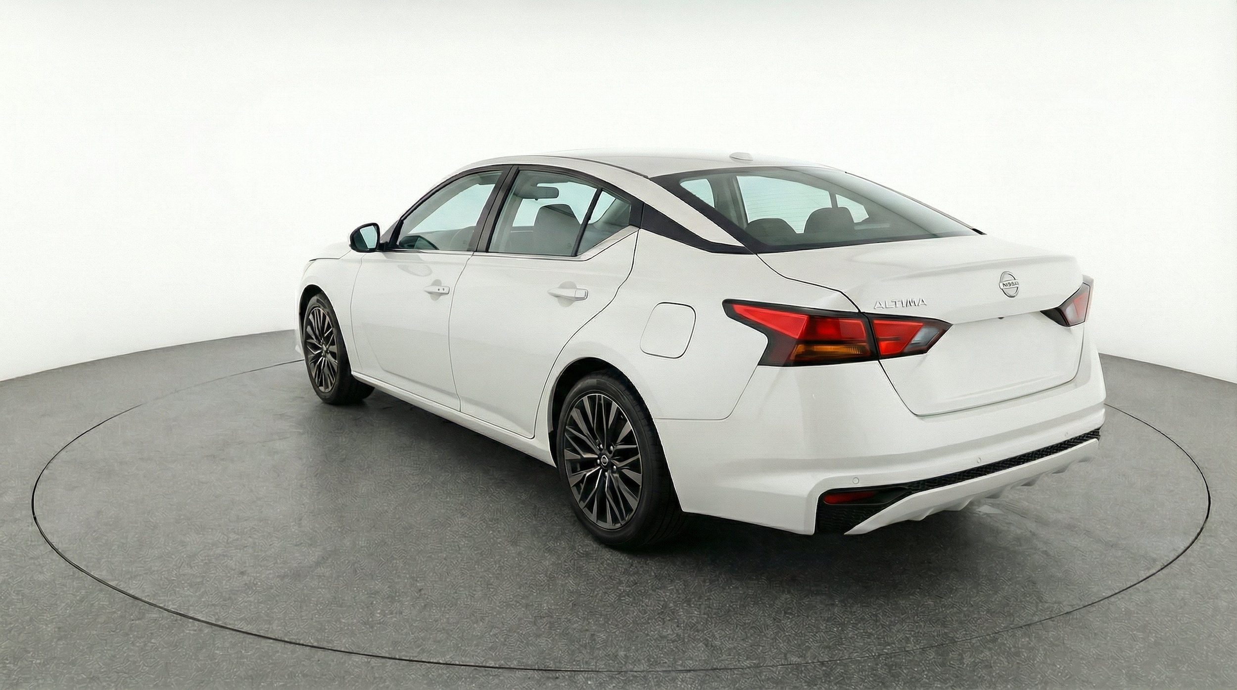 Thumbnail: 2025 Nissan Altima - 6