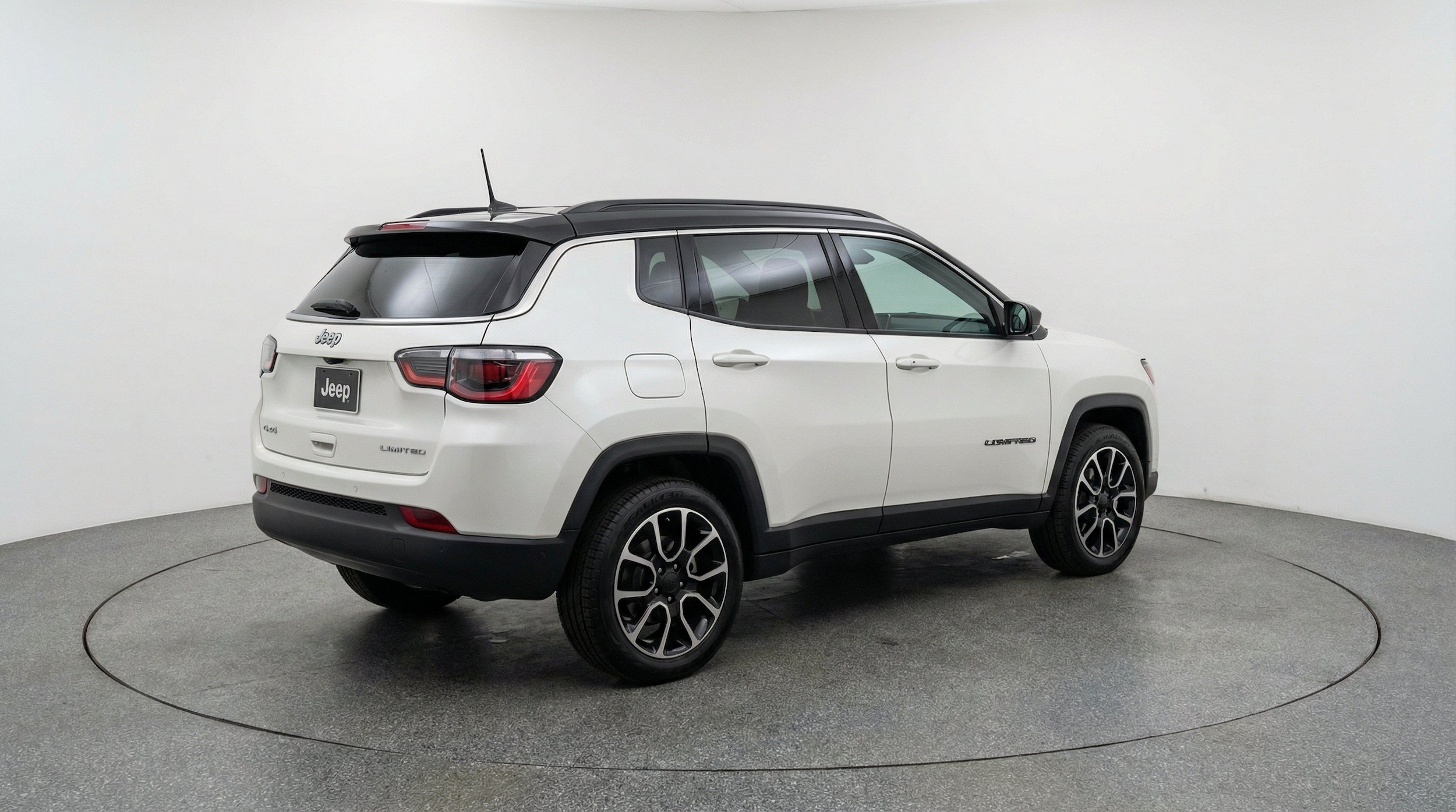 Thumbnail: 2025 Jeep Compass - 9