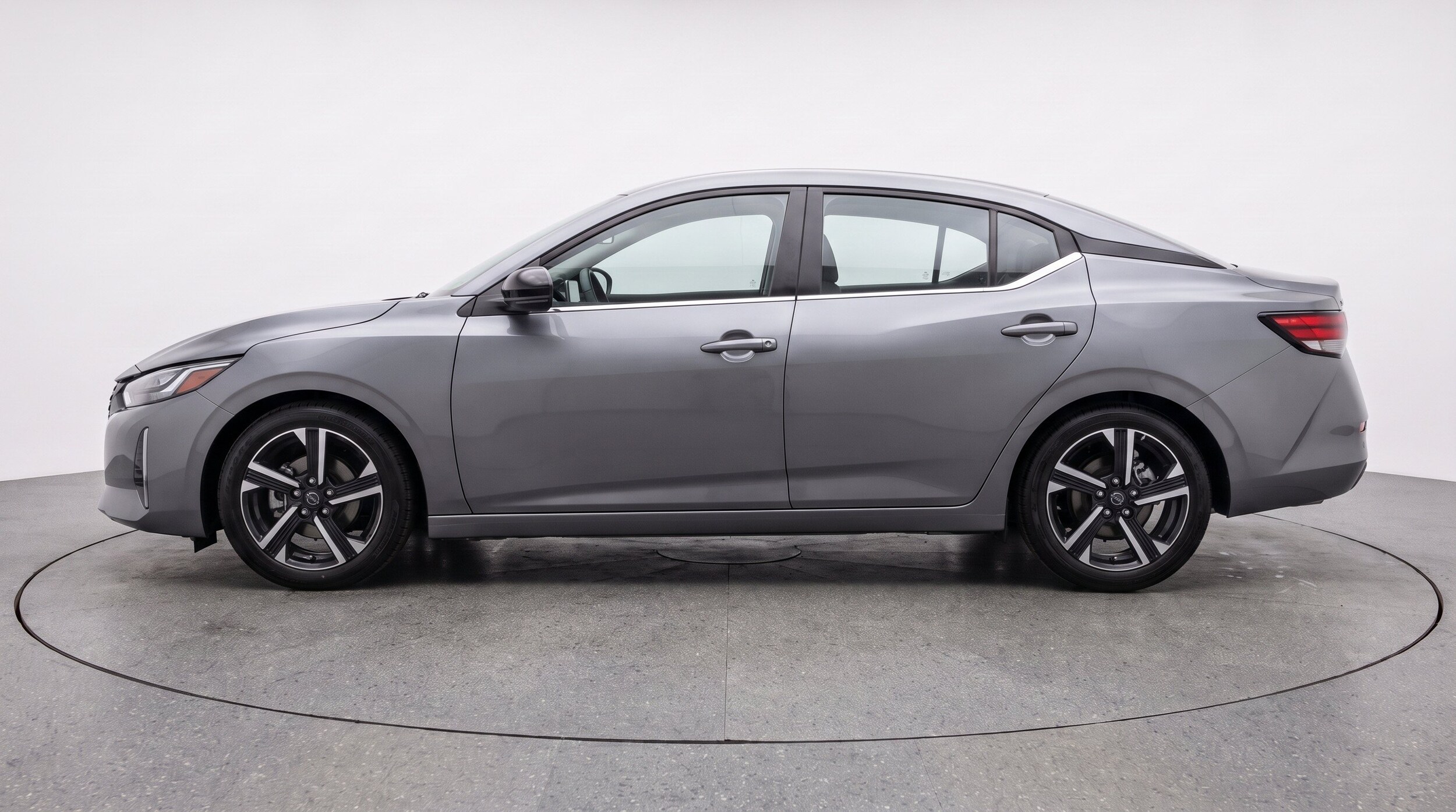 Thumbnail: 2025 Nissan Sentra - 5