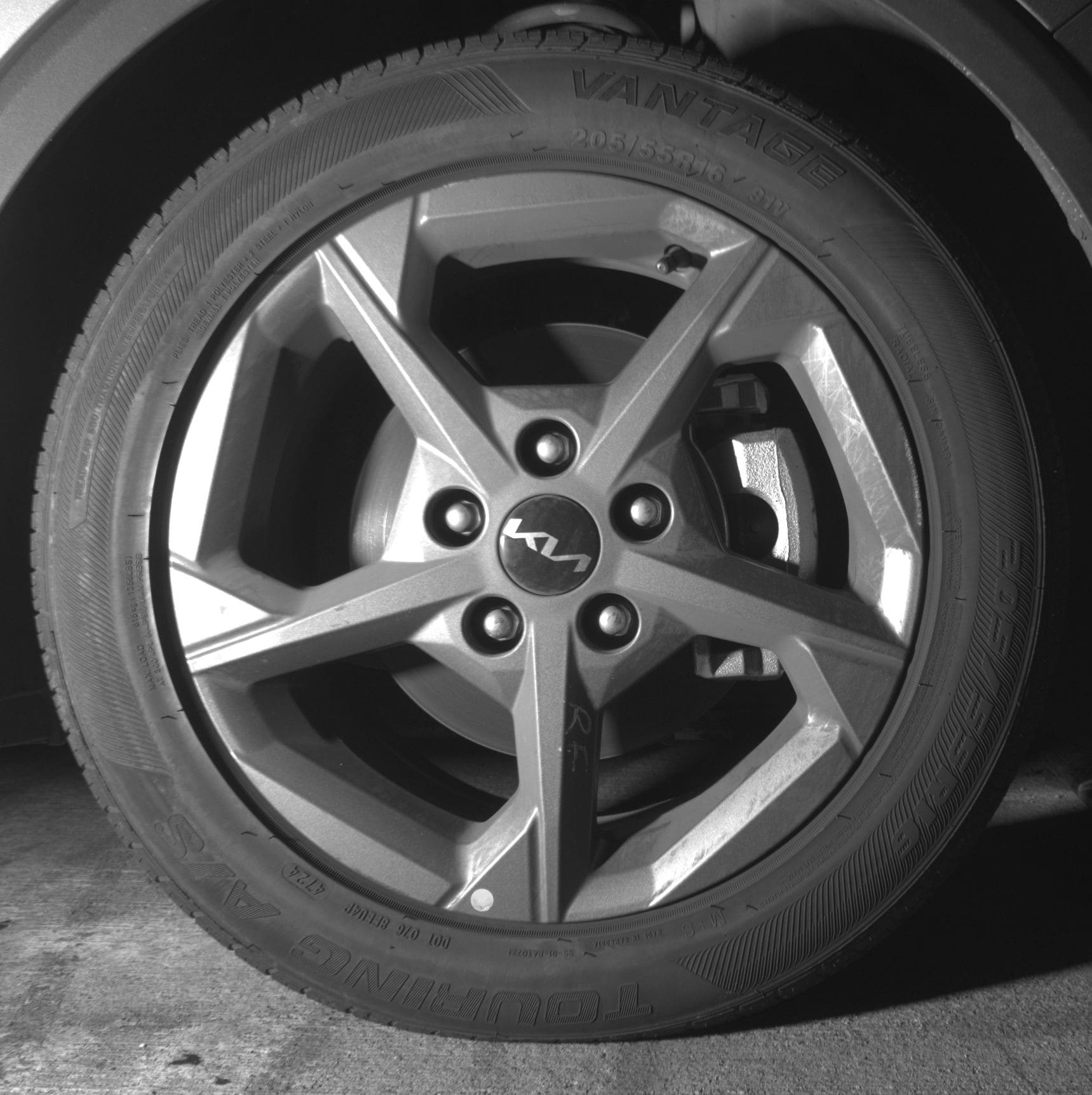 Thumbnail: 2025 Kia K4 - 10