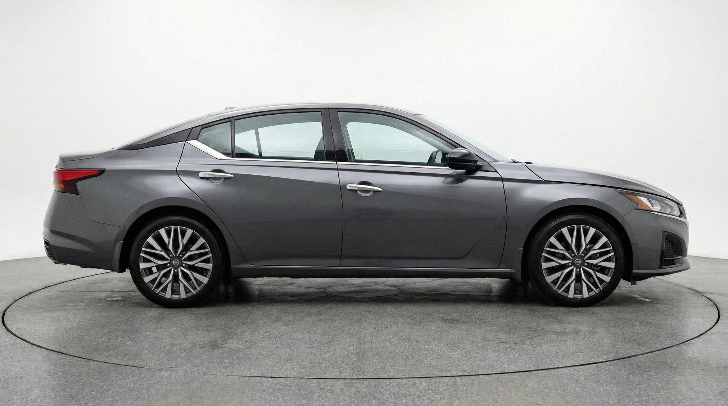Thumbnail: 2025 Nissan Altima - 10
