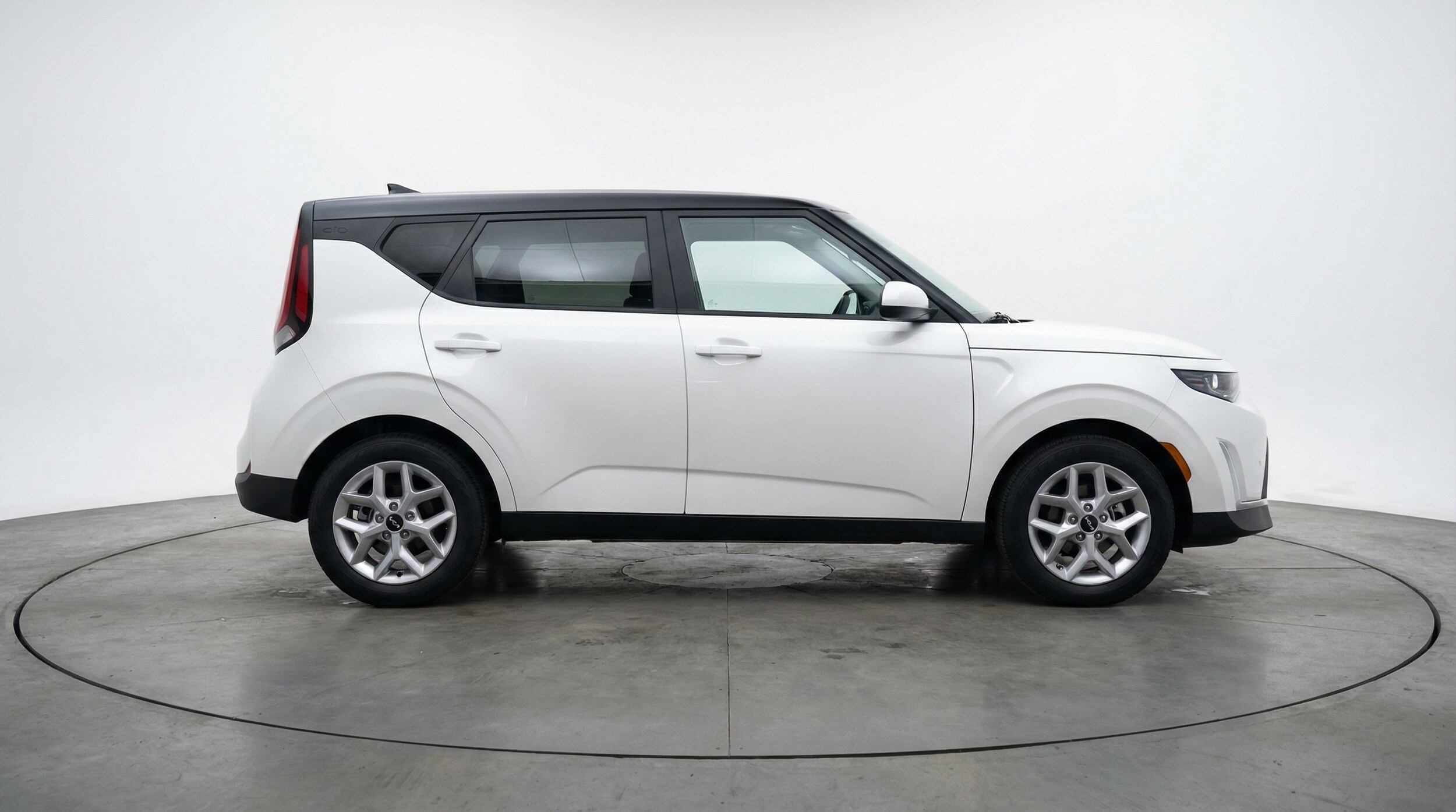 Thumbnail: 2025 Kia Soul - 8