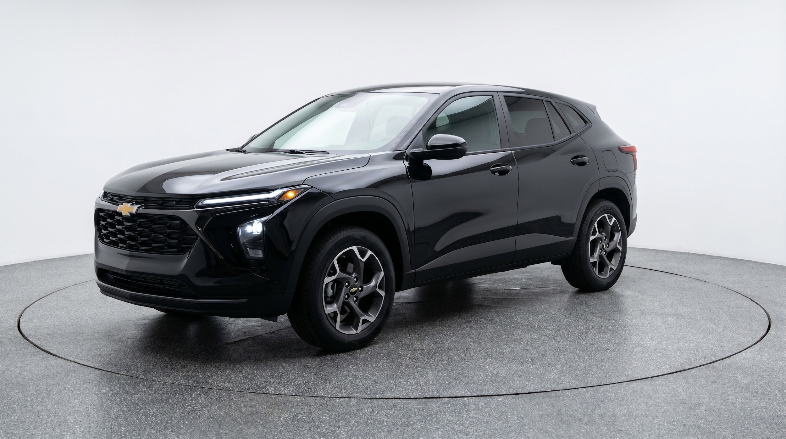 Thumbnail: 2025 Chevrolet Trax - 3