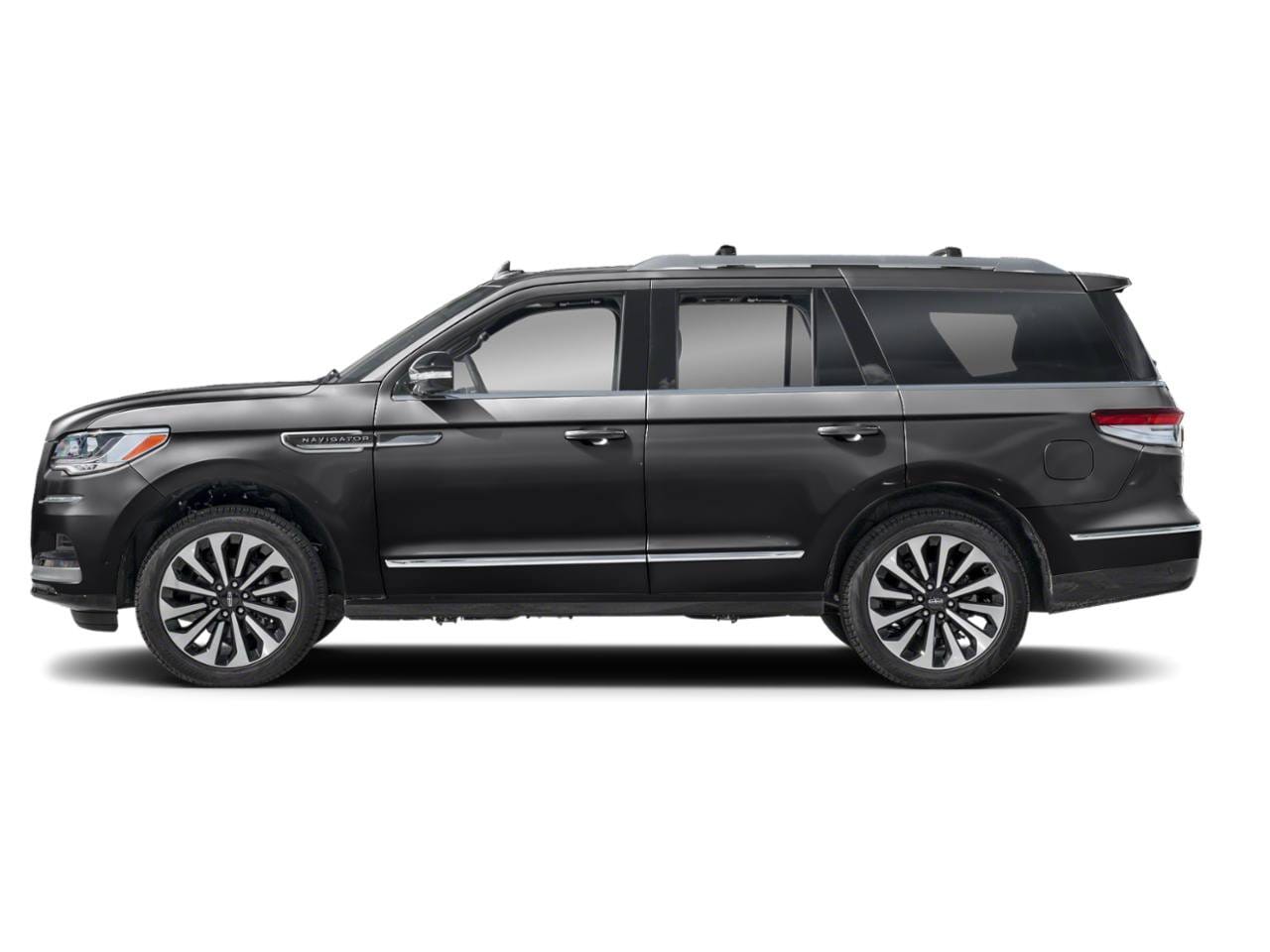 Thumbnail: 2023 Lincoln Navigator - 3