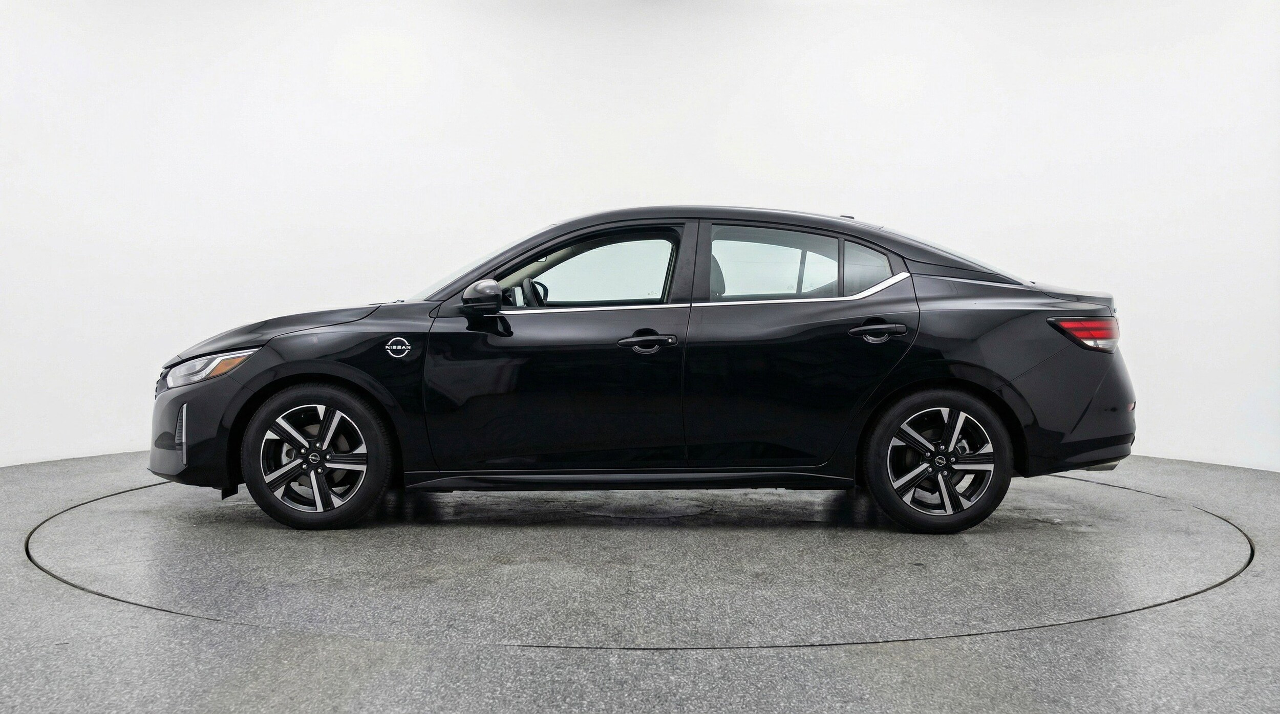 Thumbnail: 2025 Nissan Sentra - 5