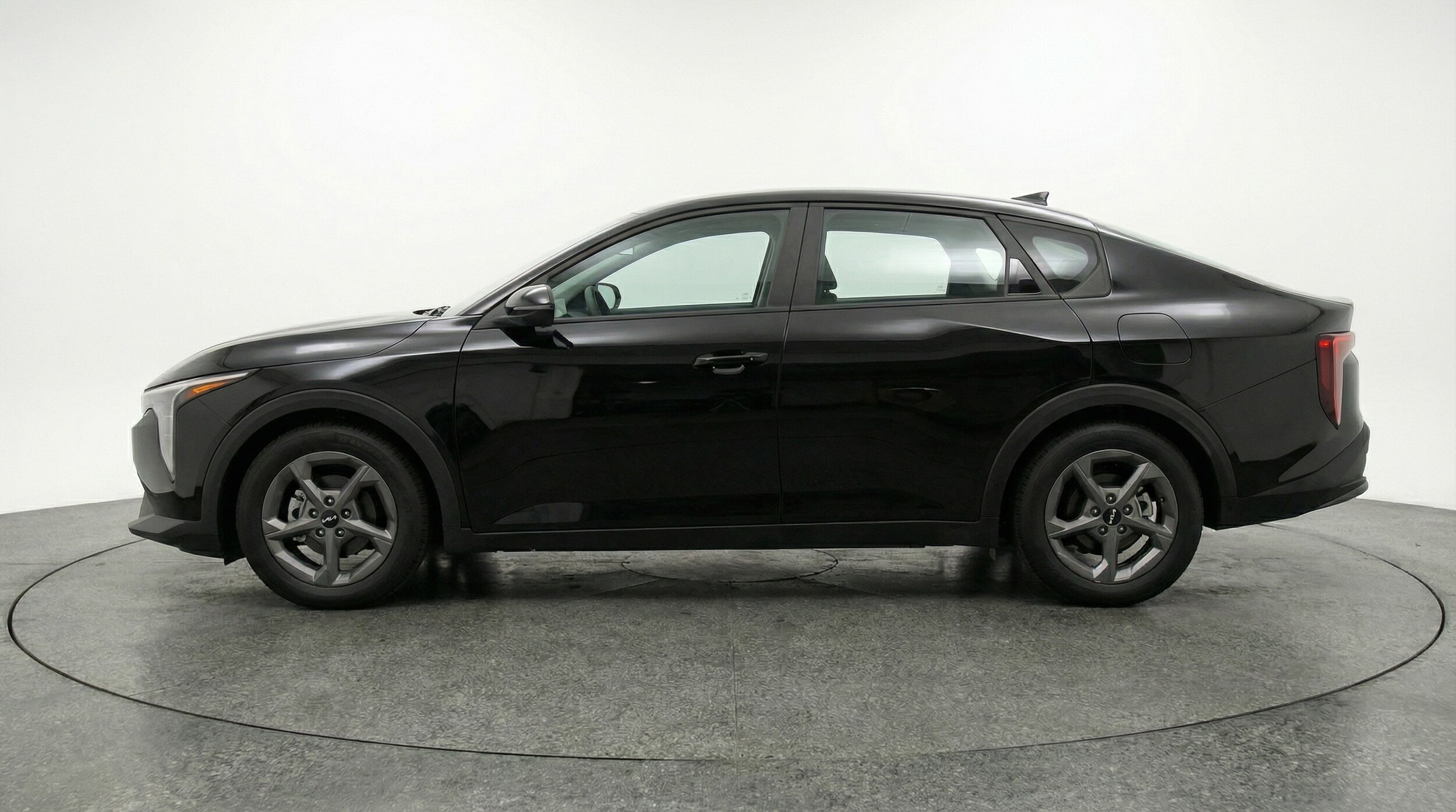 Thumbnail: 2025 Kia K4 - 4