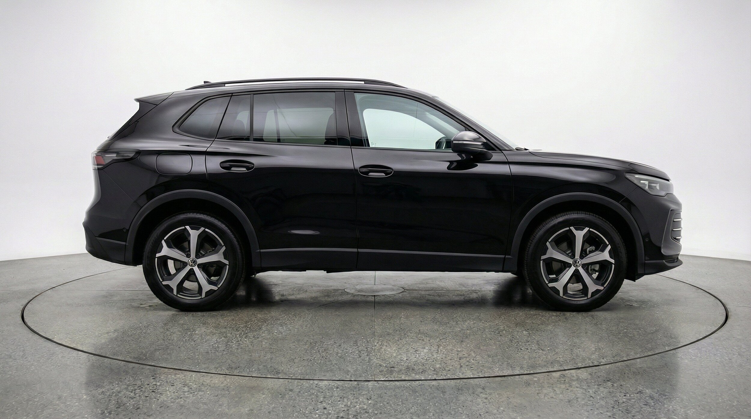 Thumbnail: 2026 Volkswagen Tiguan - 11