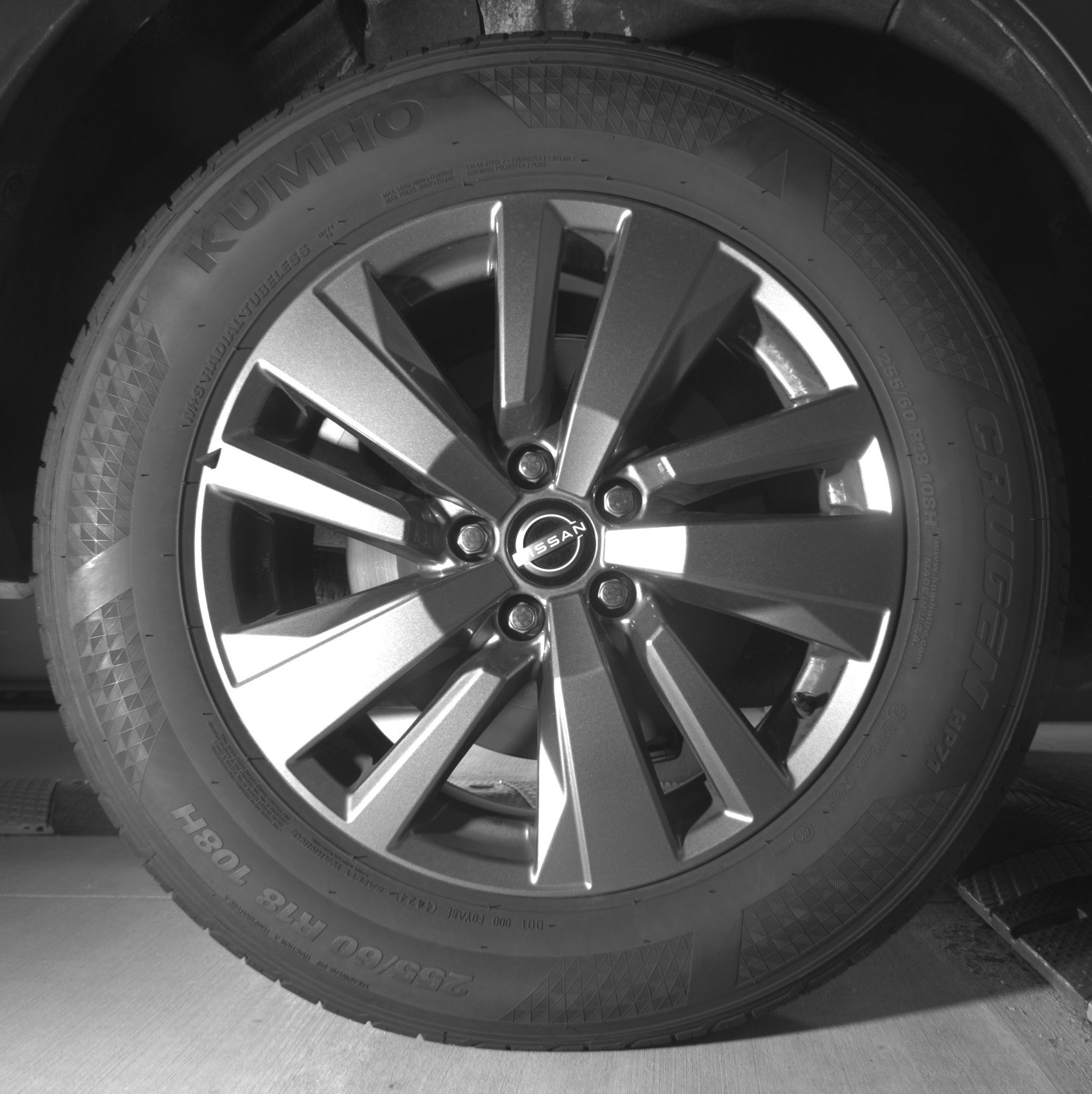 Thumbnail: 2025 Nissan Pathfinder - 12