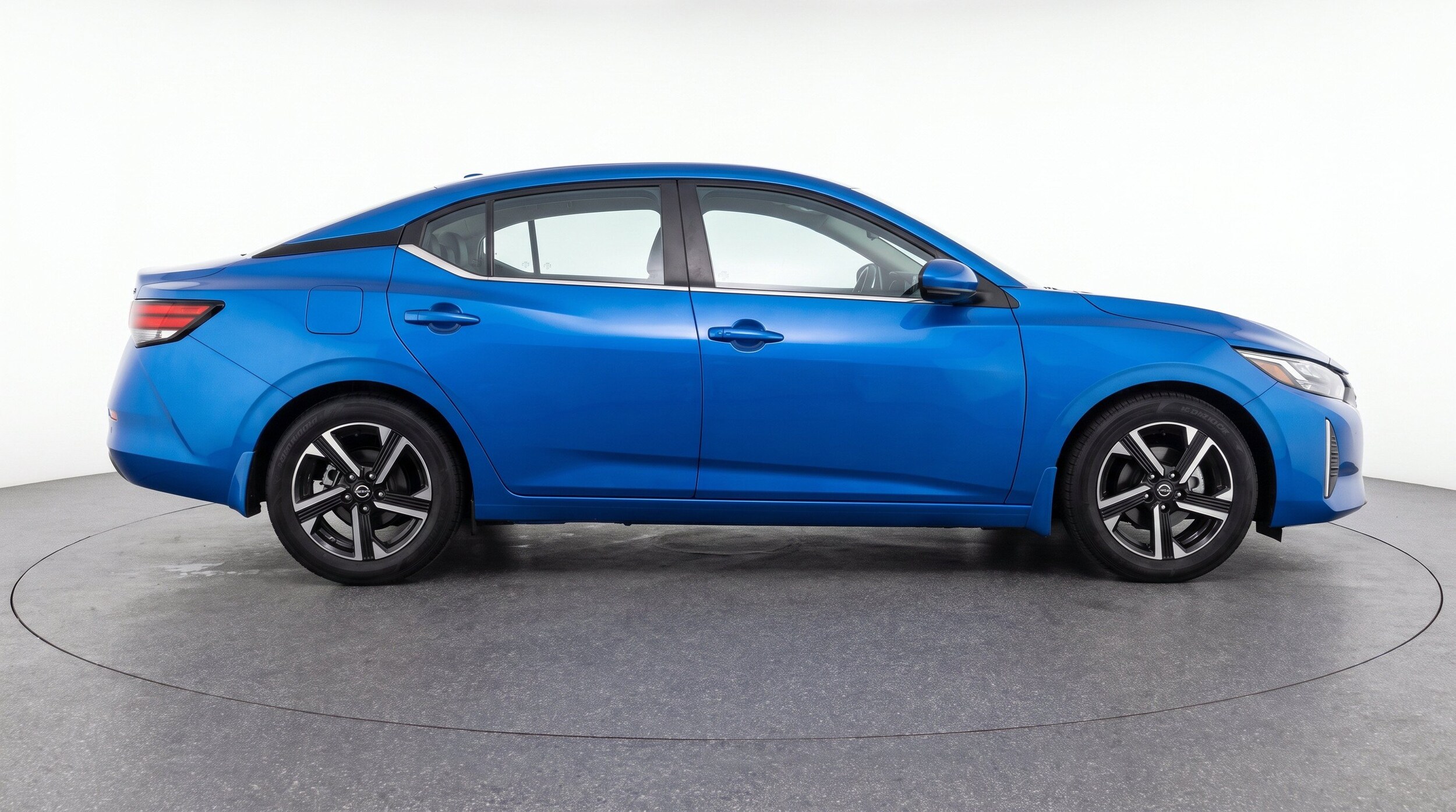 Thumbnail: 2025 Nissan Sentra - 11