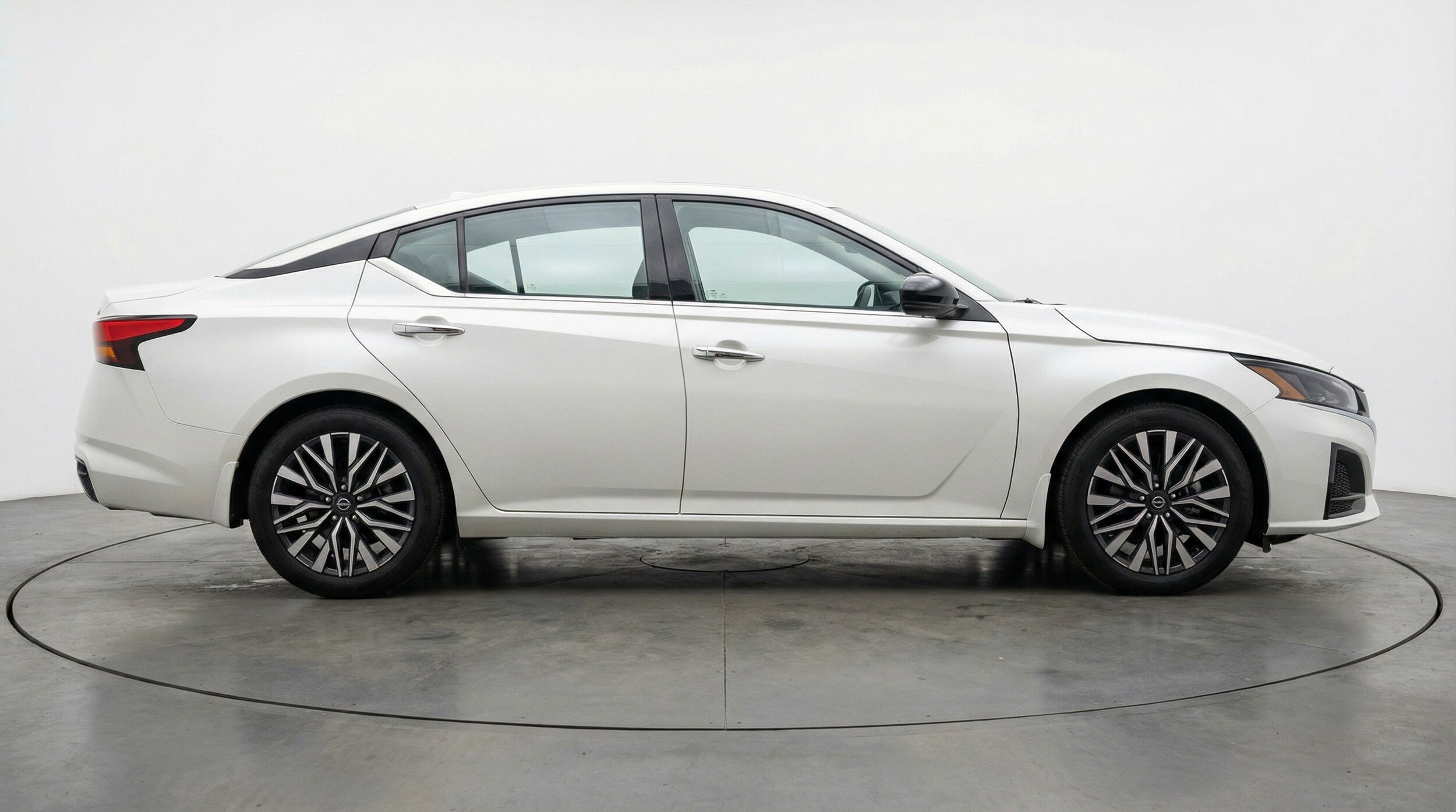 Thumbnail: 2025 Nissan Altima - 11