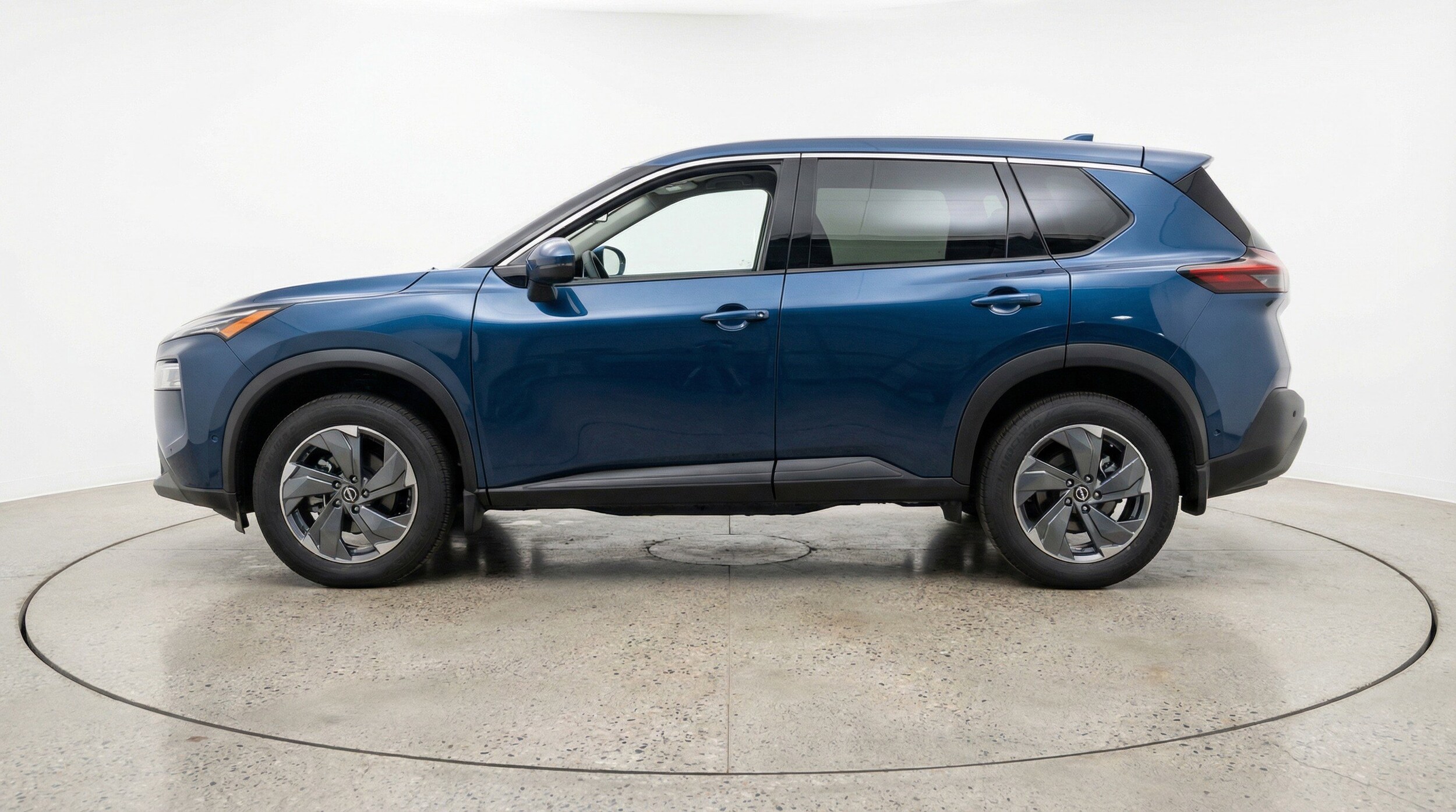 Thumbnail: 2025 Nissan Rogue - 5