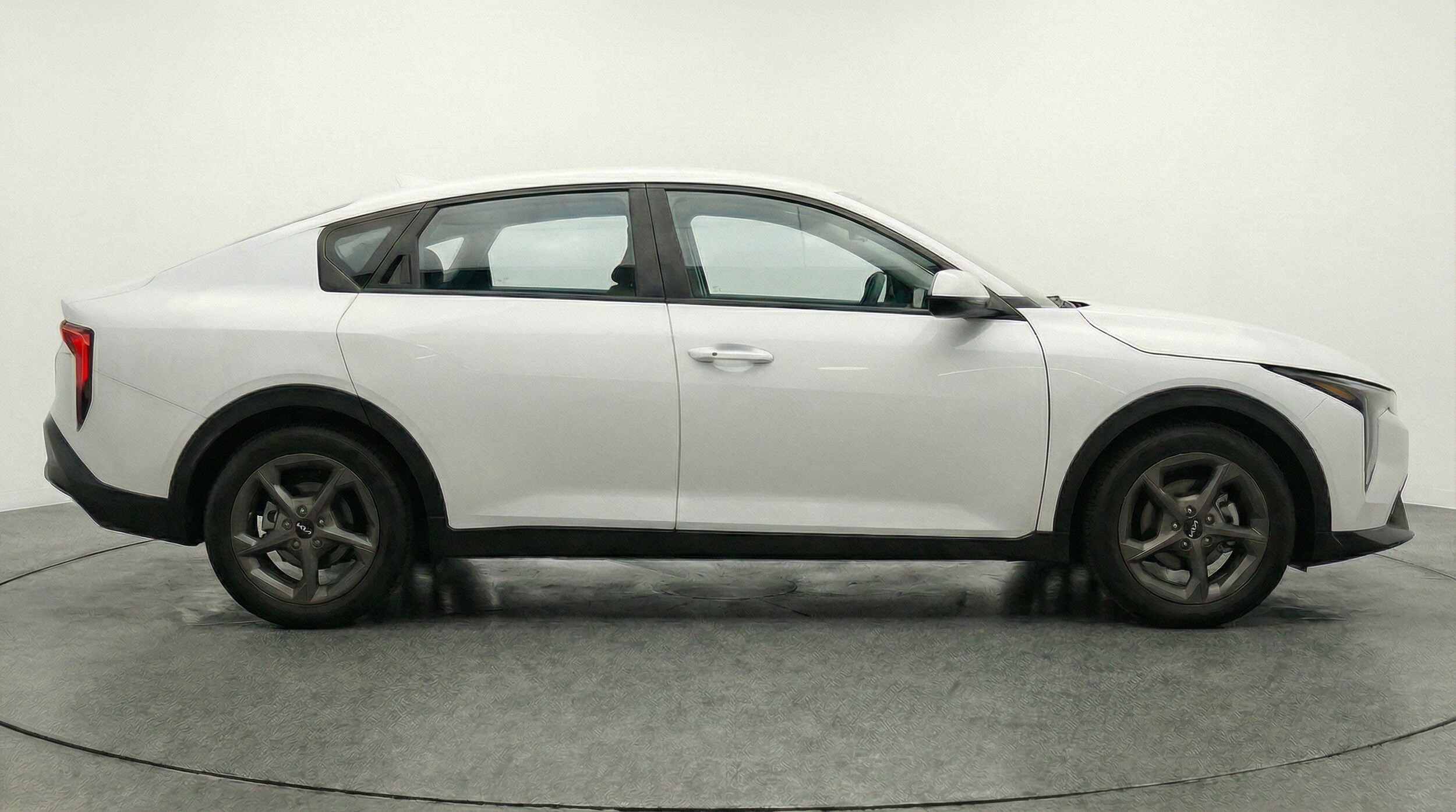 Thumbnail: 2025 Kia K4 - 10