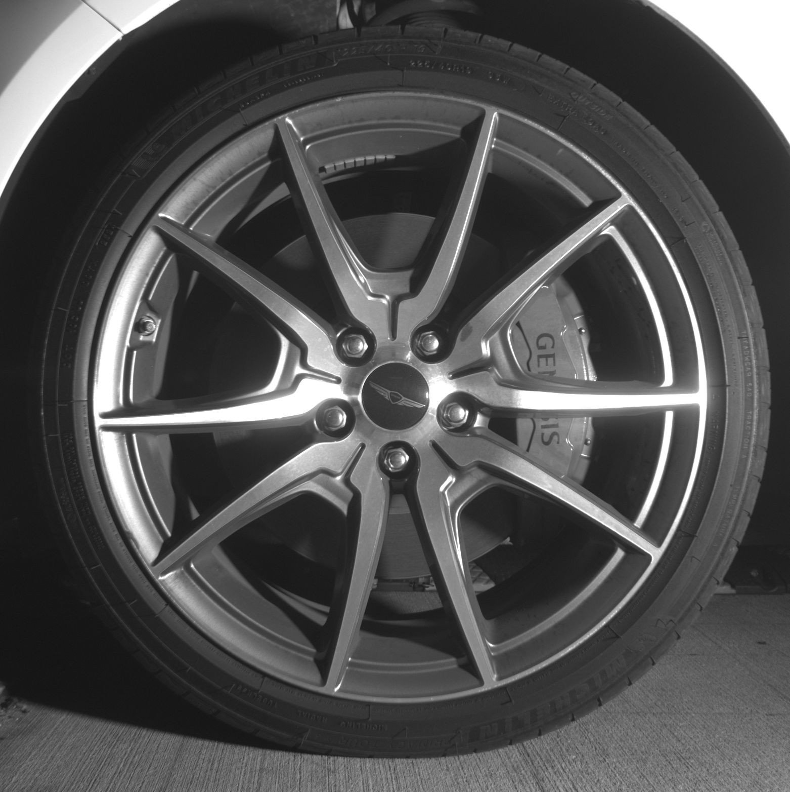 Thumbnail: 2025 Genesis G70 - 12