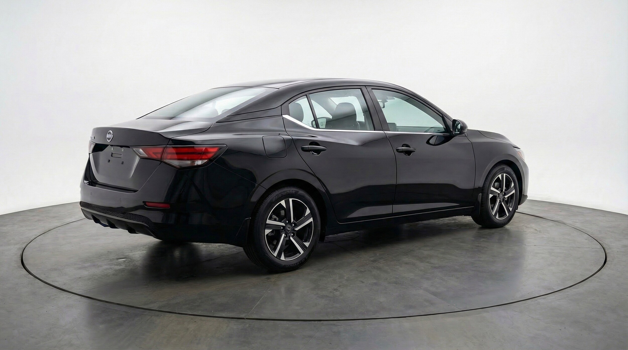 Thumbnail: 2025 Nissan Sentra - 9