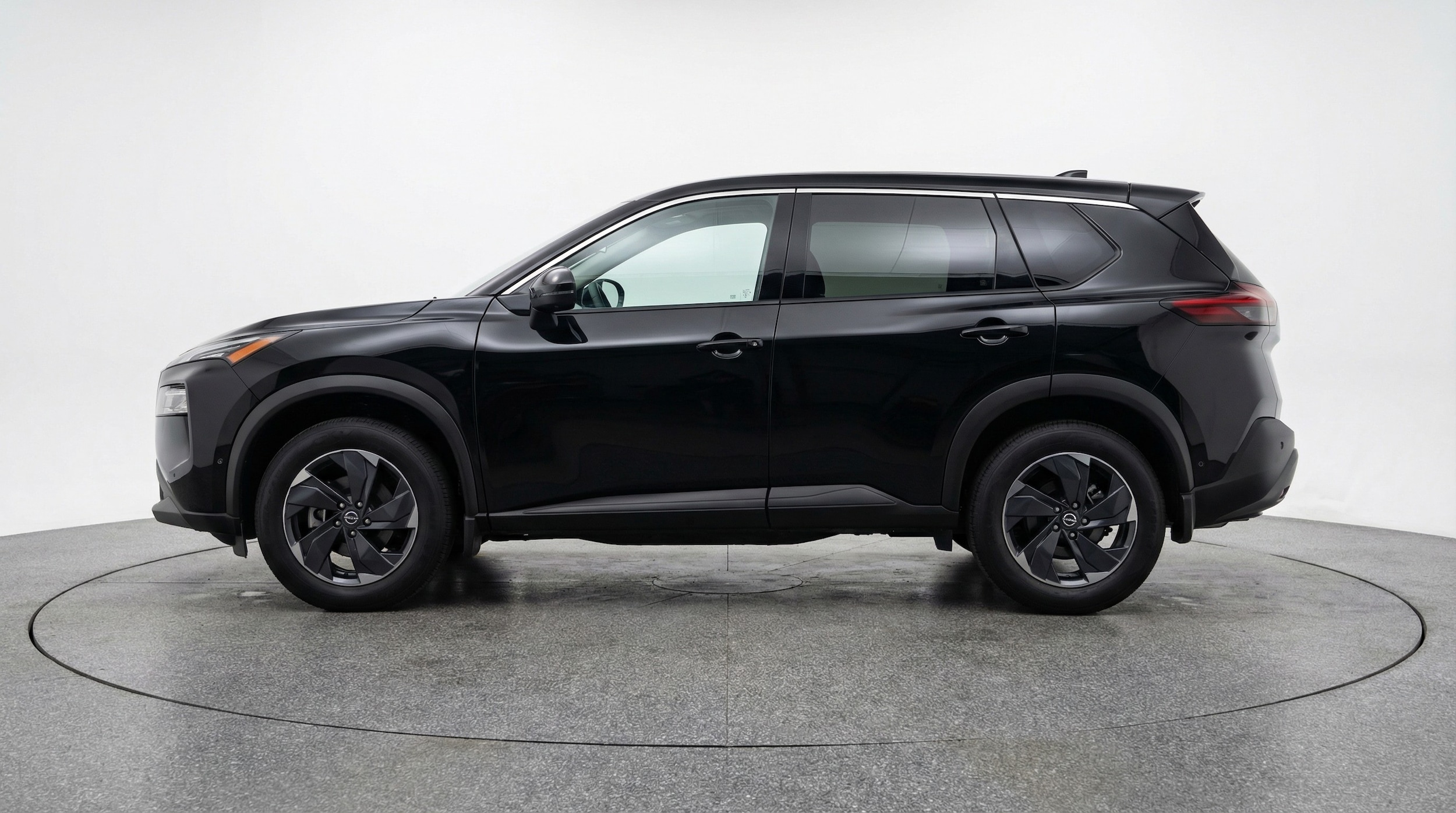 Thumbnail: 2025 Nissan Rogue - 4