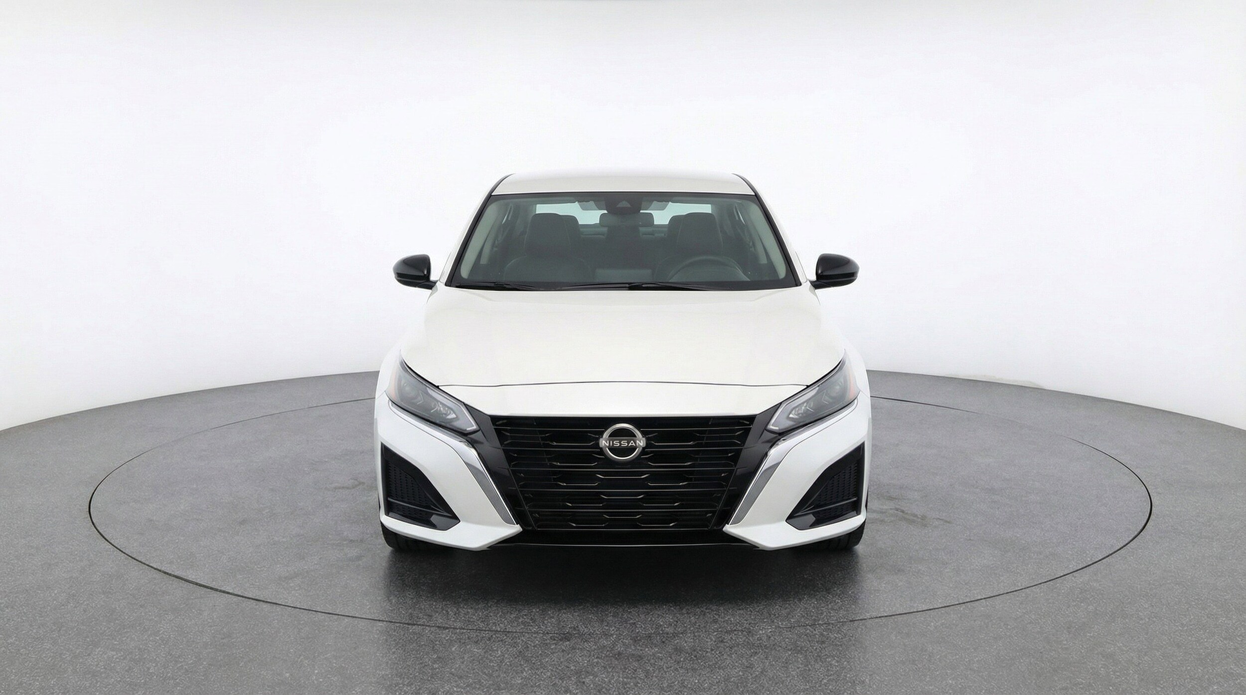 Thumbnail: 2025 Nissan Altima - 2