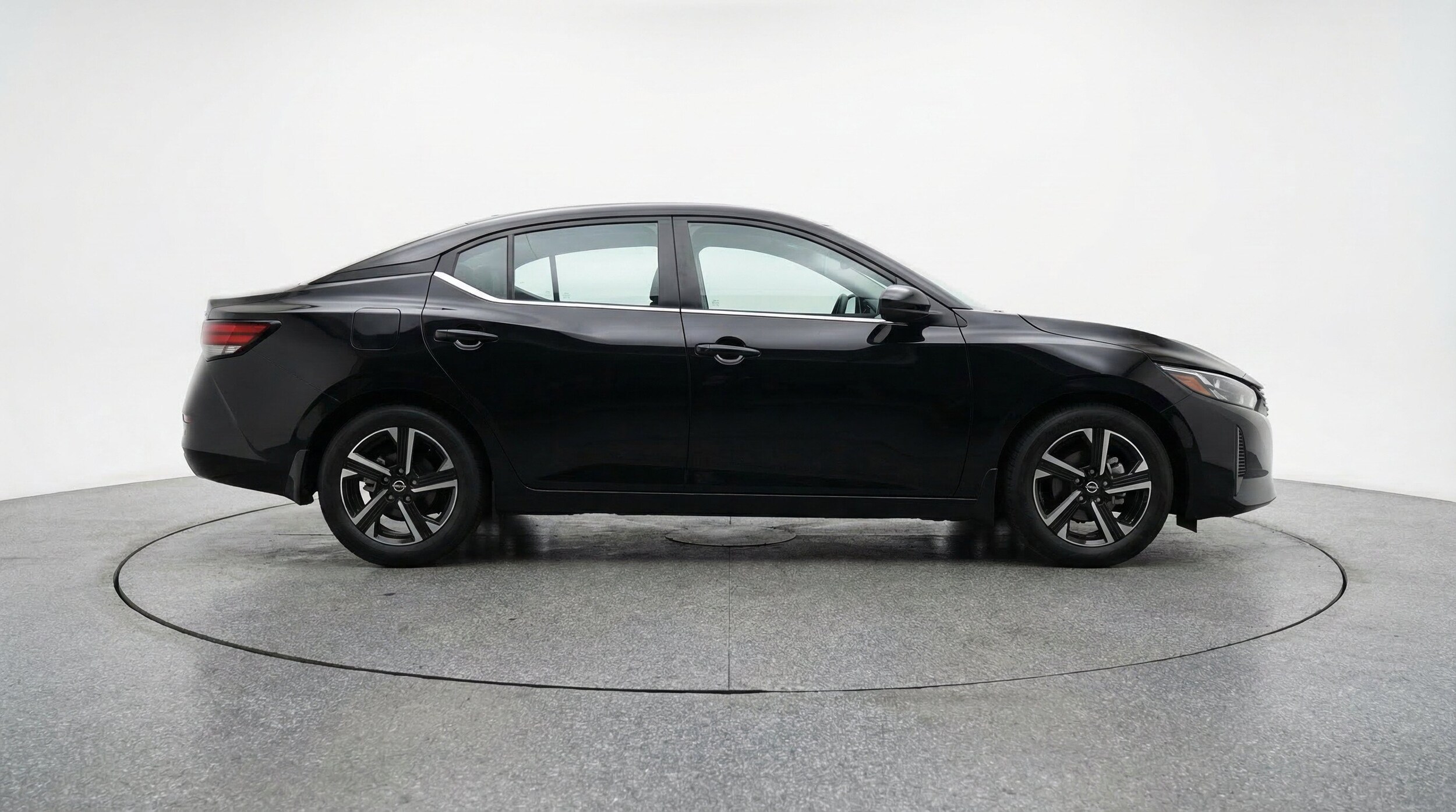 Thumbnail: 2025 Nissan Sentra - 11