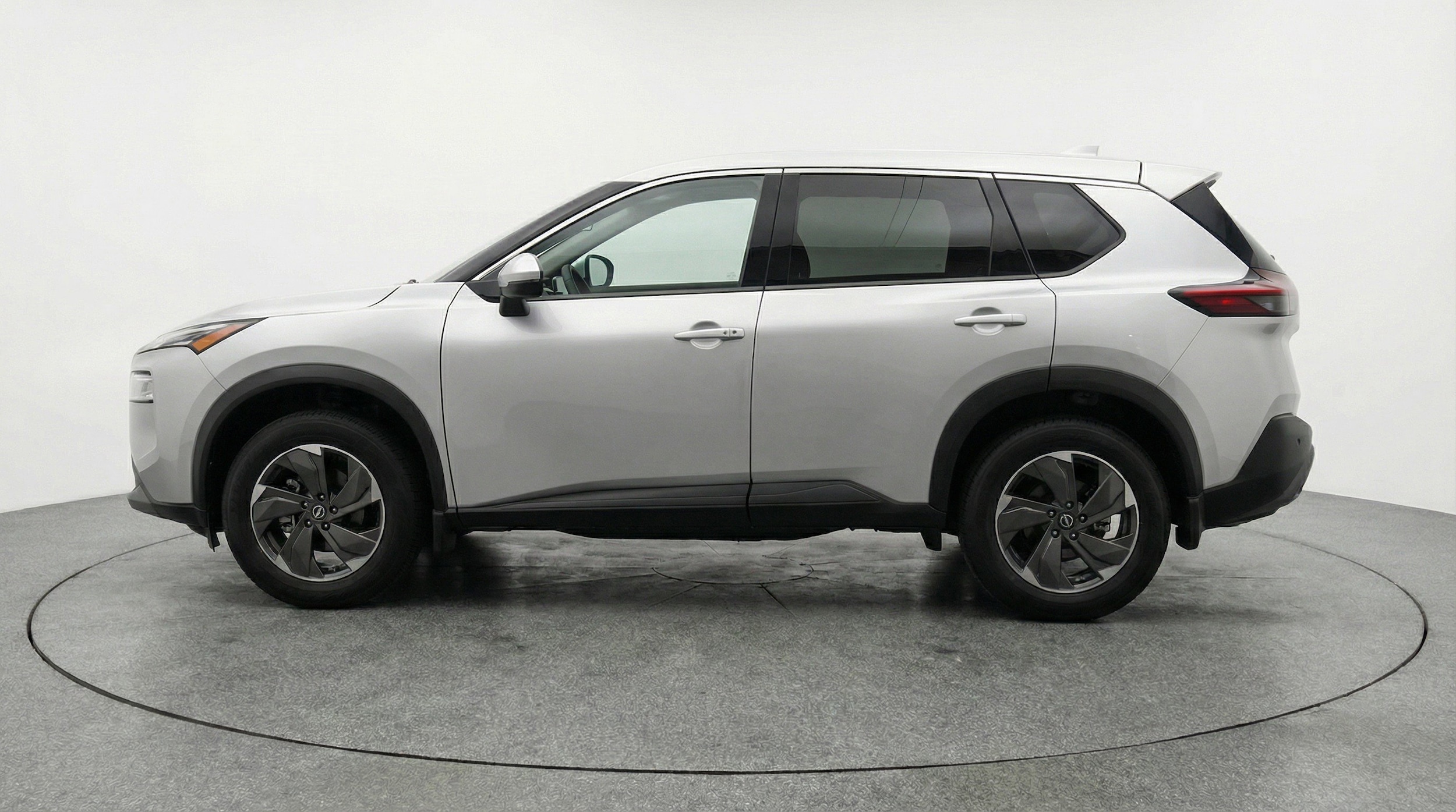Thumbnail: 2025 Nissan Rogue - 5