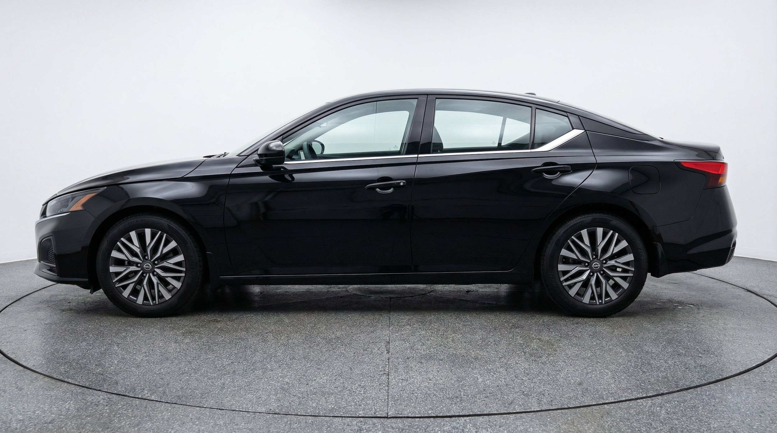 Thumbnail: 2026 Nissan Altima - 5