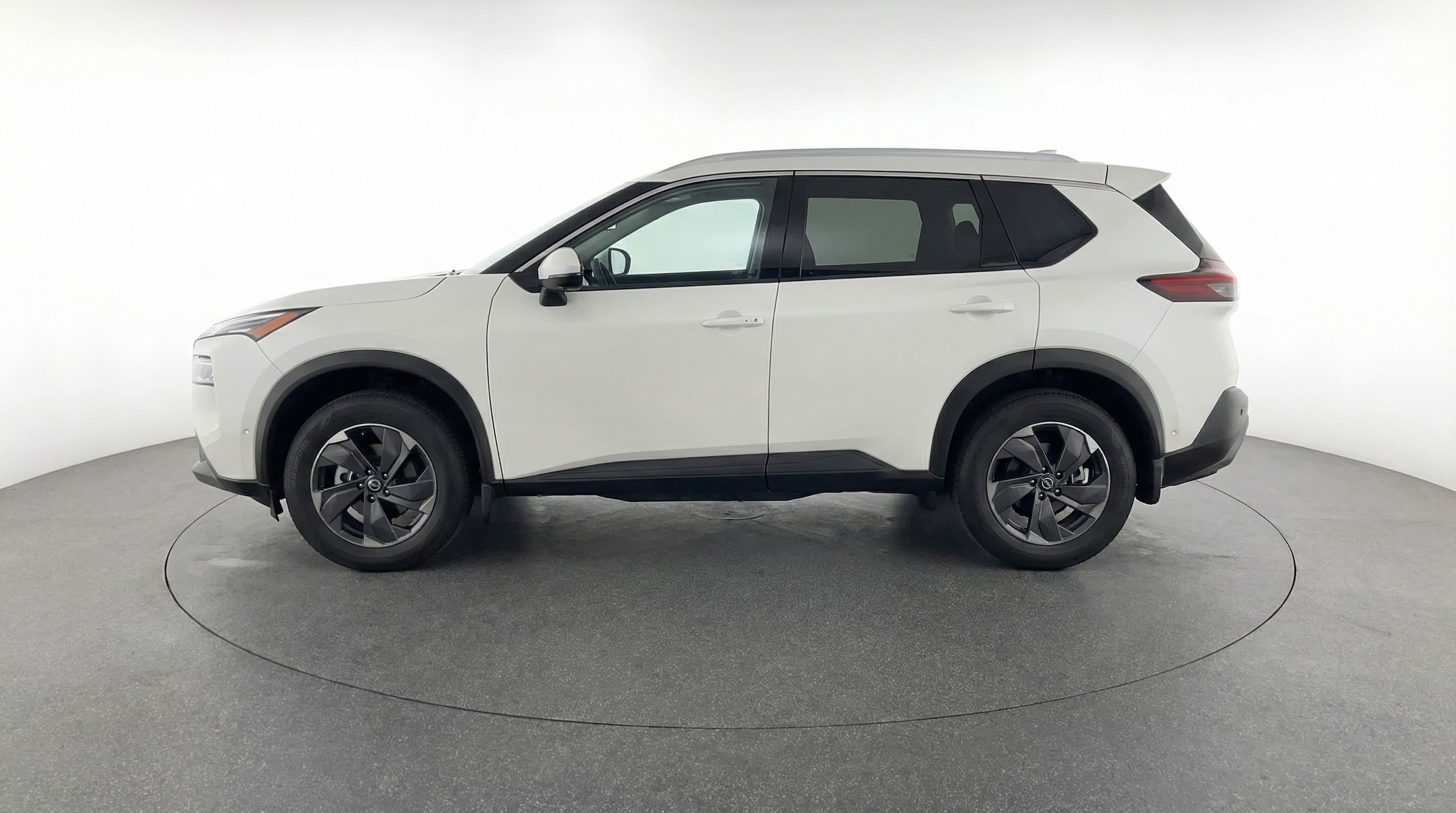 Thumbnail: 2025 Nissan Rogue - 4