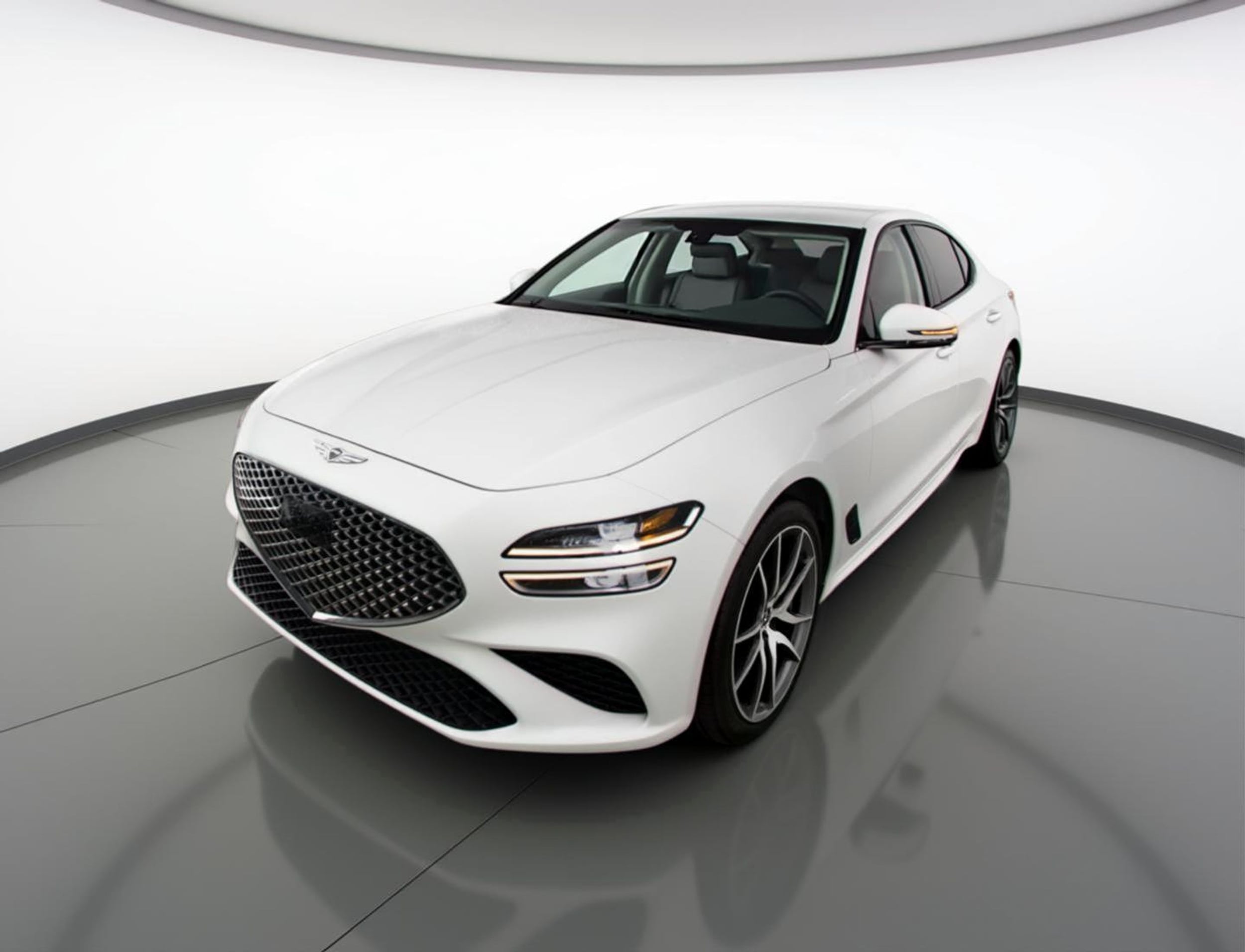 Thumbnail: 2025 Genesis G70 - 3